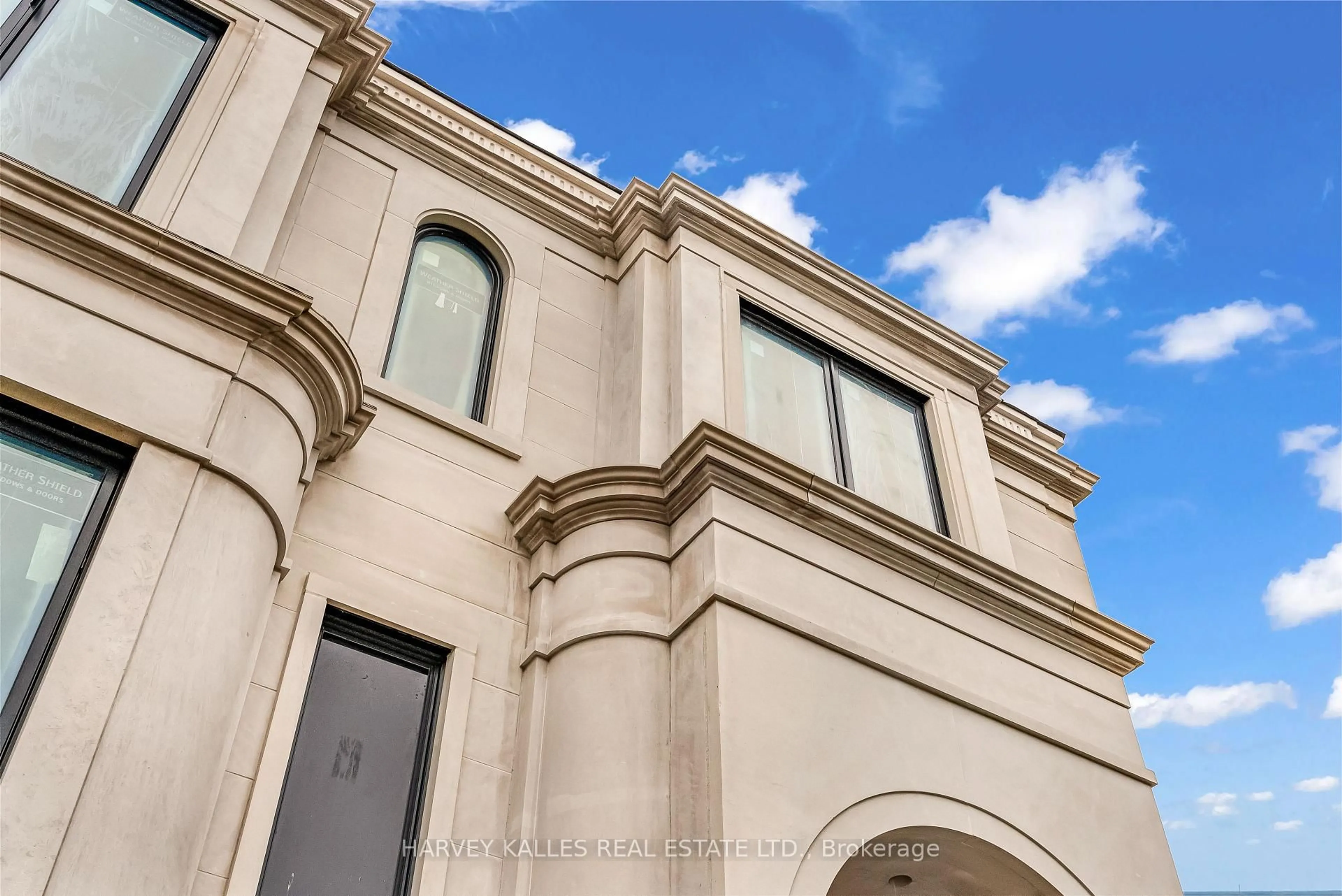 Home with vinyl exterior material, building for 541 Deloraine Ave, Toronto Ontario M5M 2C2