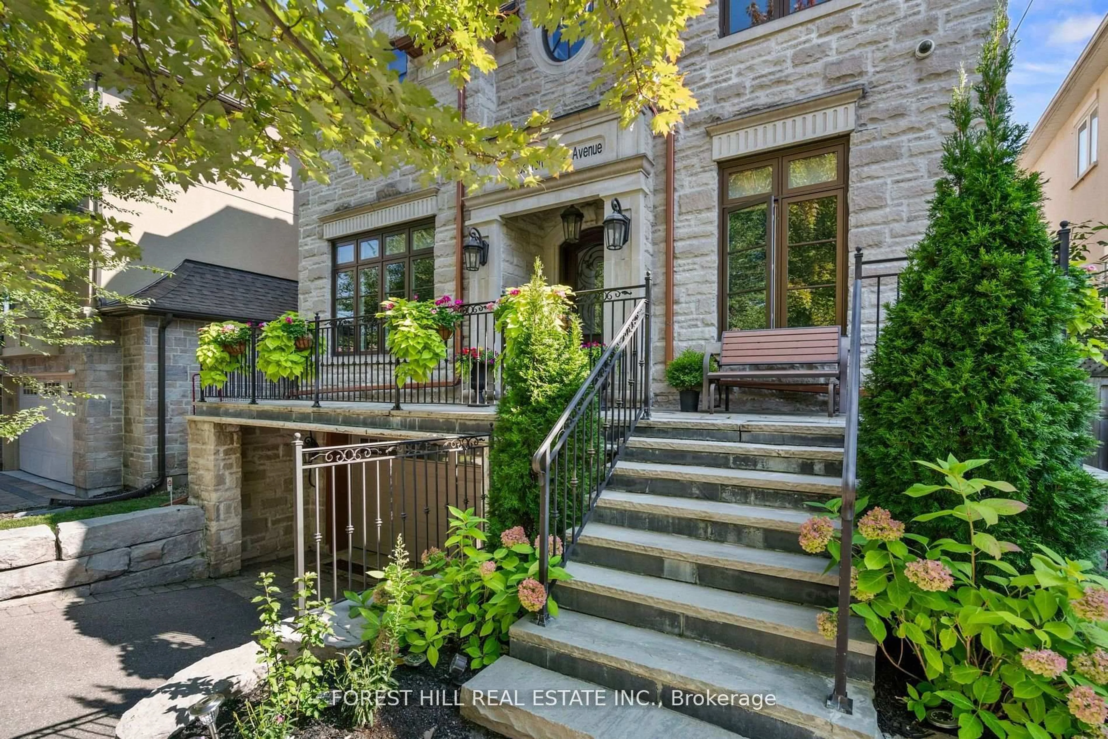 Home with brick exterior material, street for 669 Bedford Park Ave, Toronto Ontario M5M 1K4