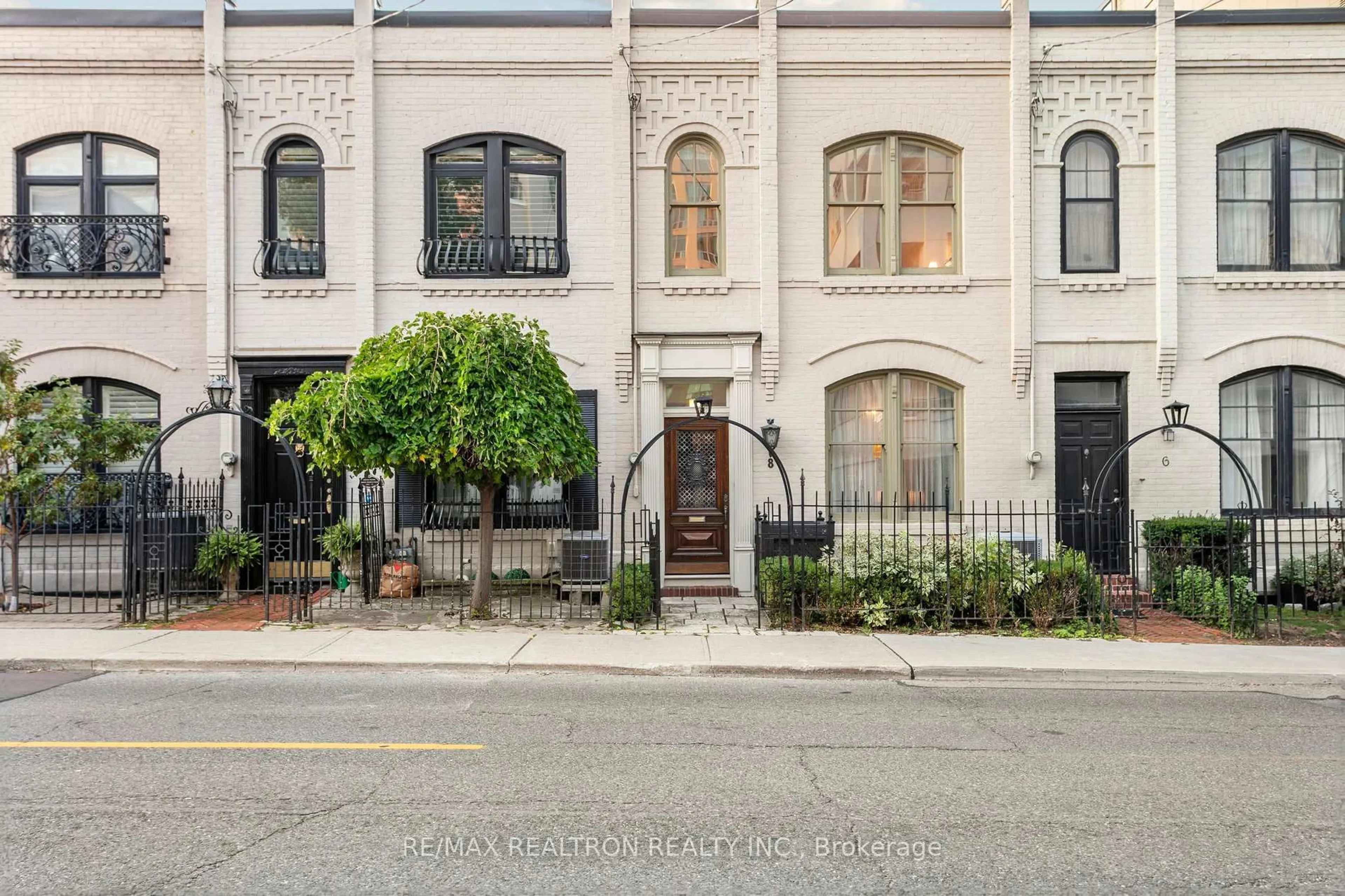 Home with brick exterior material, street for 8 Belmont St, Toronto Ontario M5R 1P8