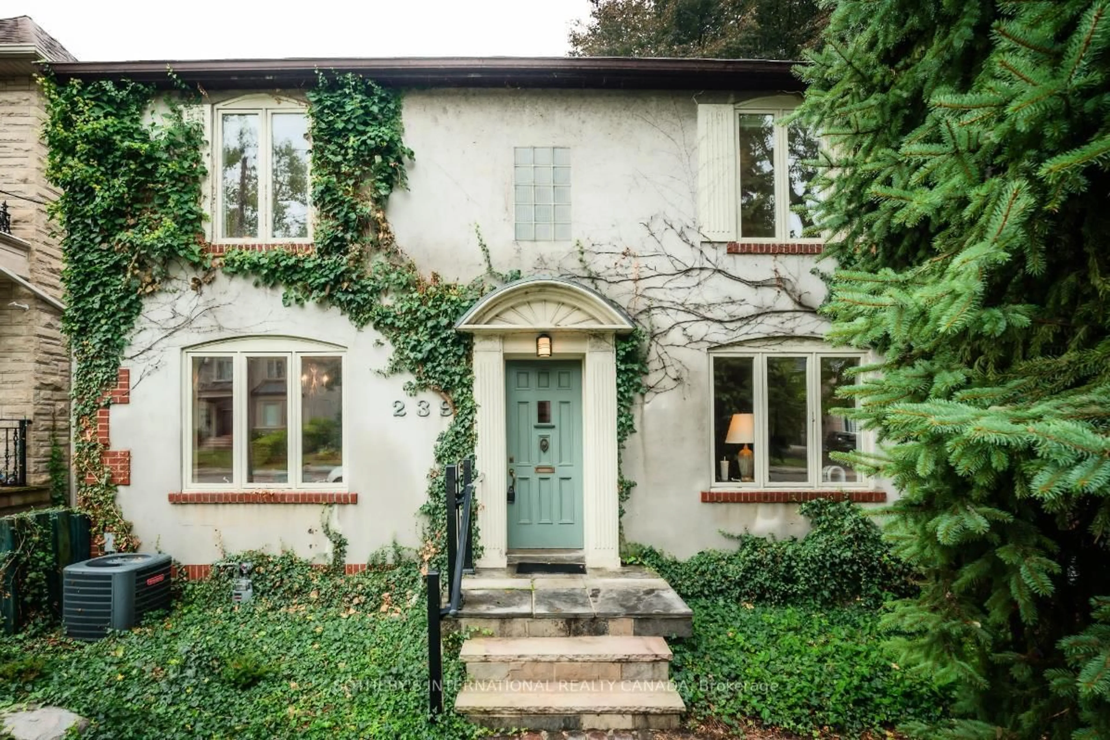 Home with brick exterior material, street for 239 Empress Ave, Toronto Ontario M2N 3V1