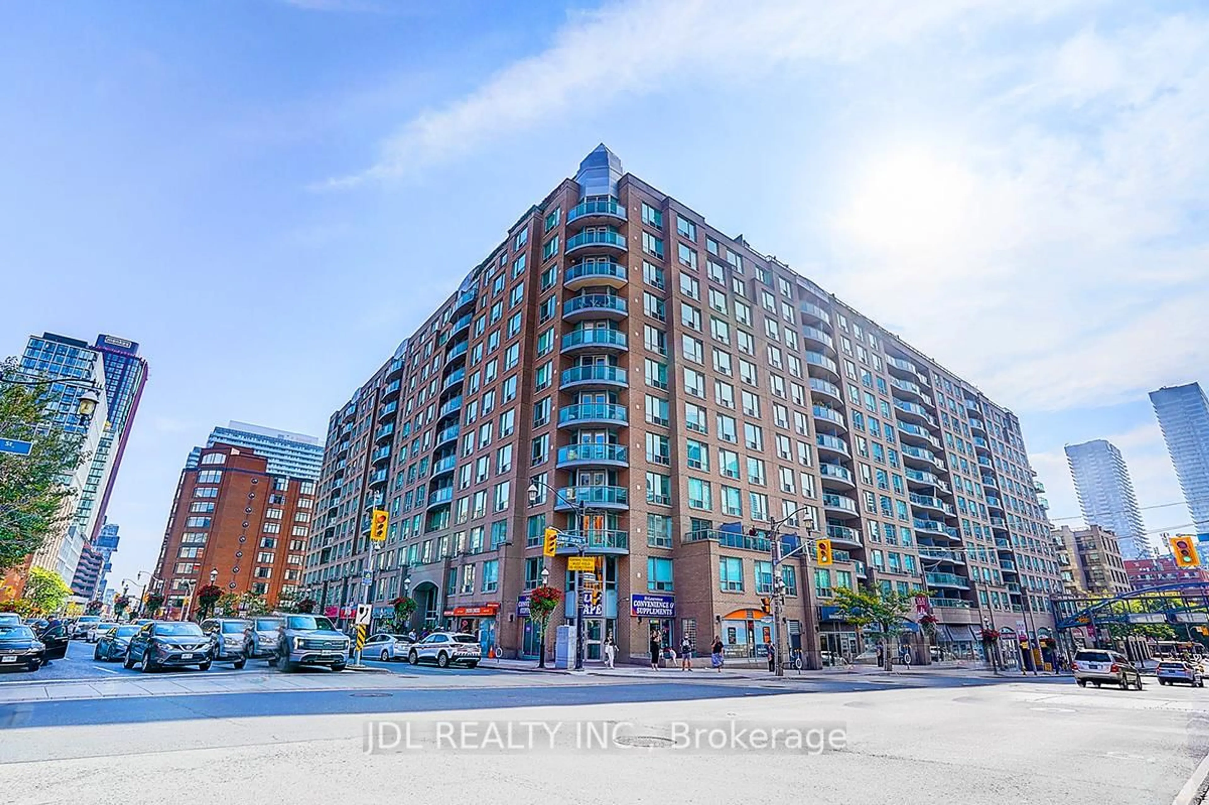 Unknown for 109 Front St #823, Toronto Ontario M5A 4P7