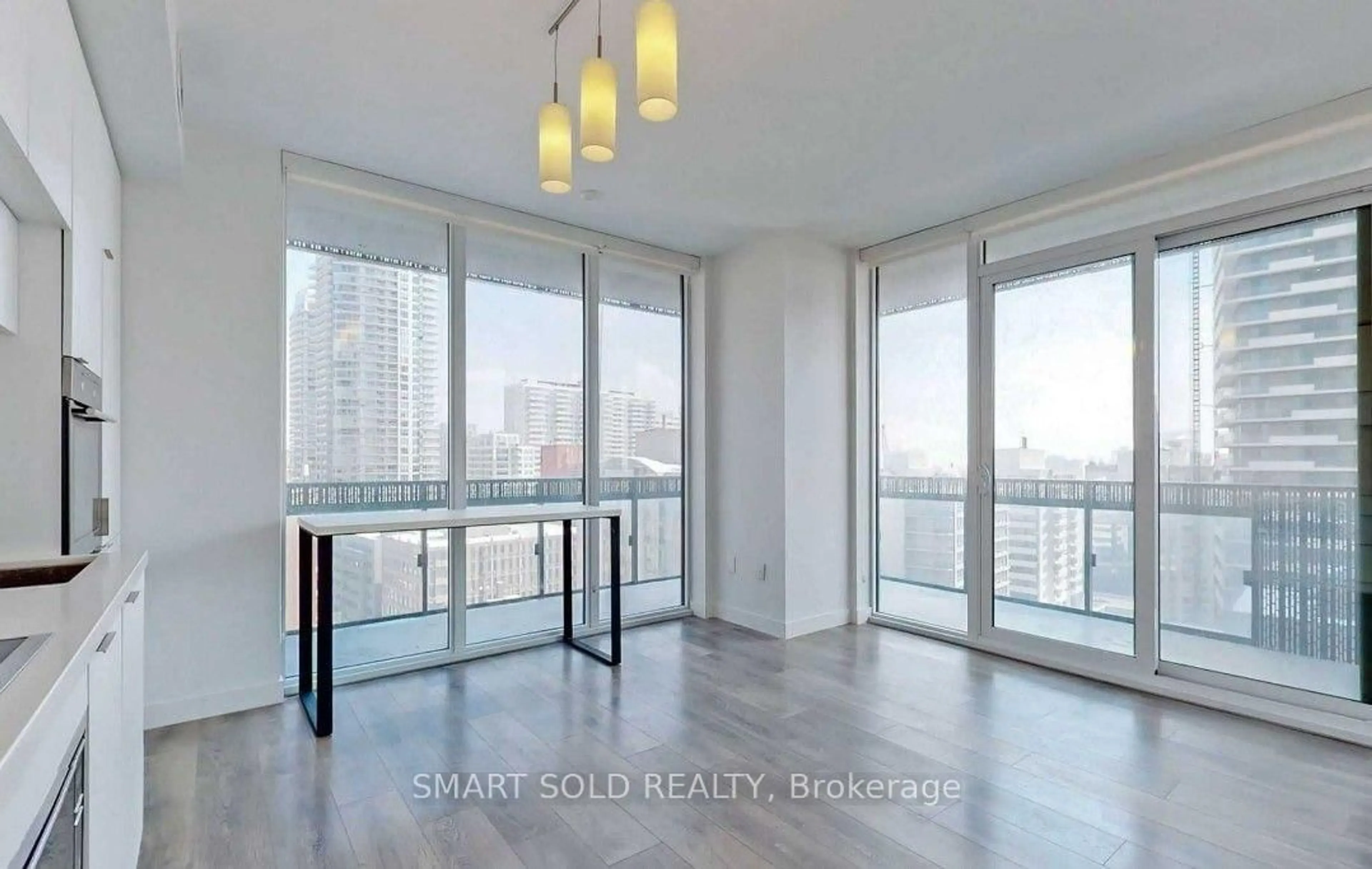 A pic of a room for 8 Eglinton Ave #1011, Toronto Ontario M4P 0C1