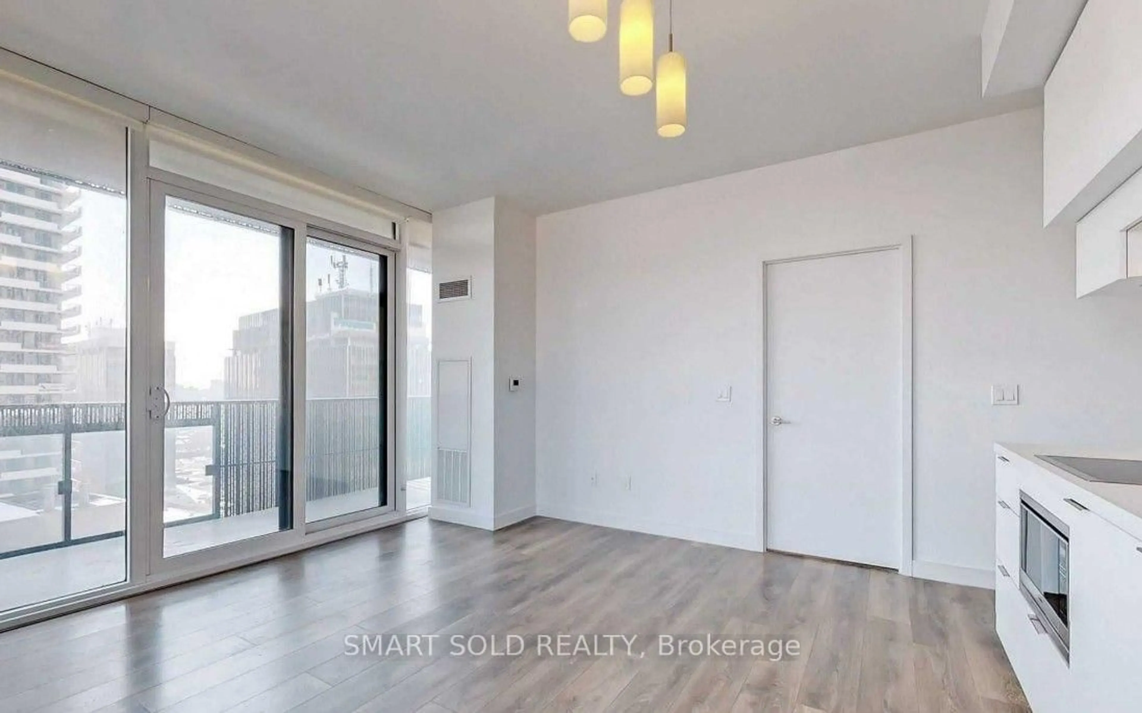 A pic of a room for 8 Eglinton Ave #1011, Toronto Ontario M4P 0C1