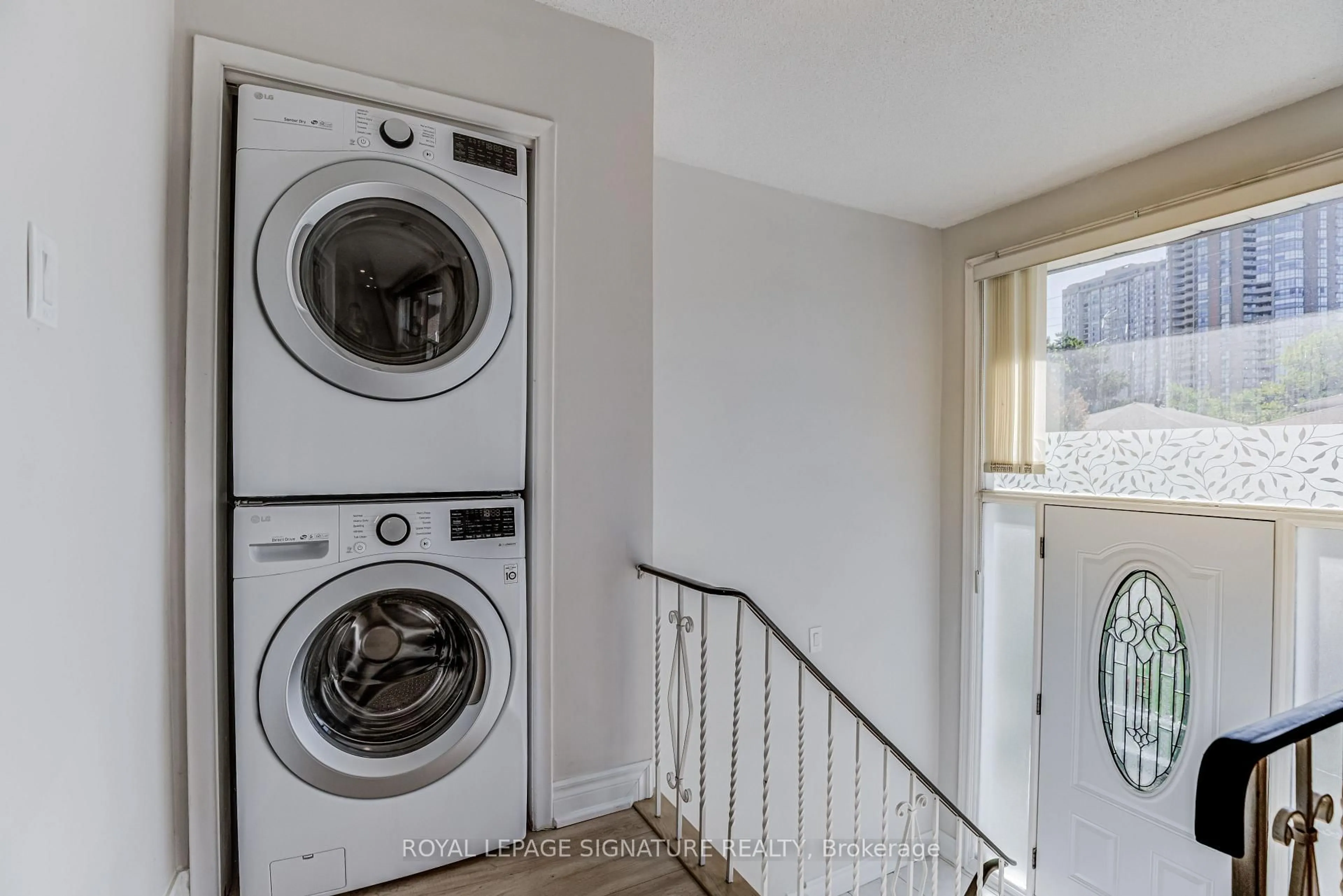 Laundry room for 65 Bedle Ave, Toronto Ontario M2H 1K7