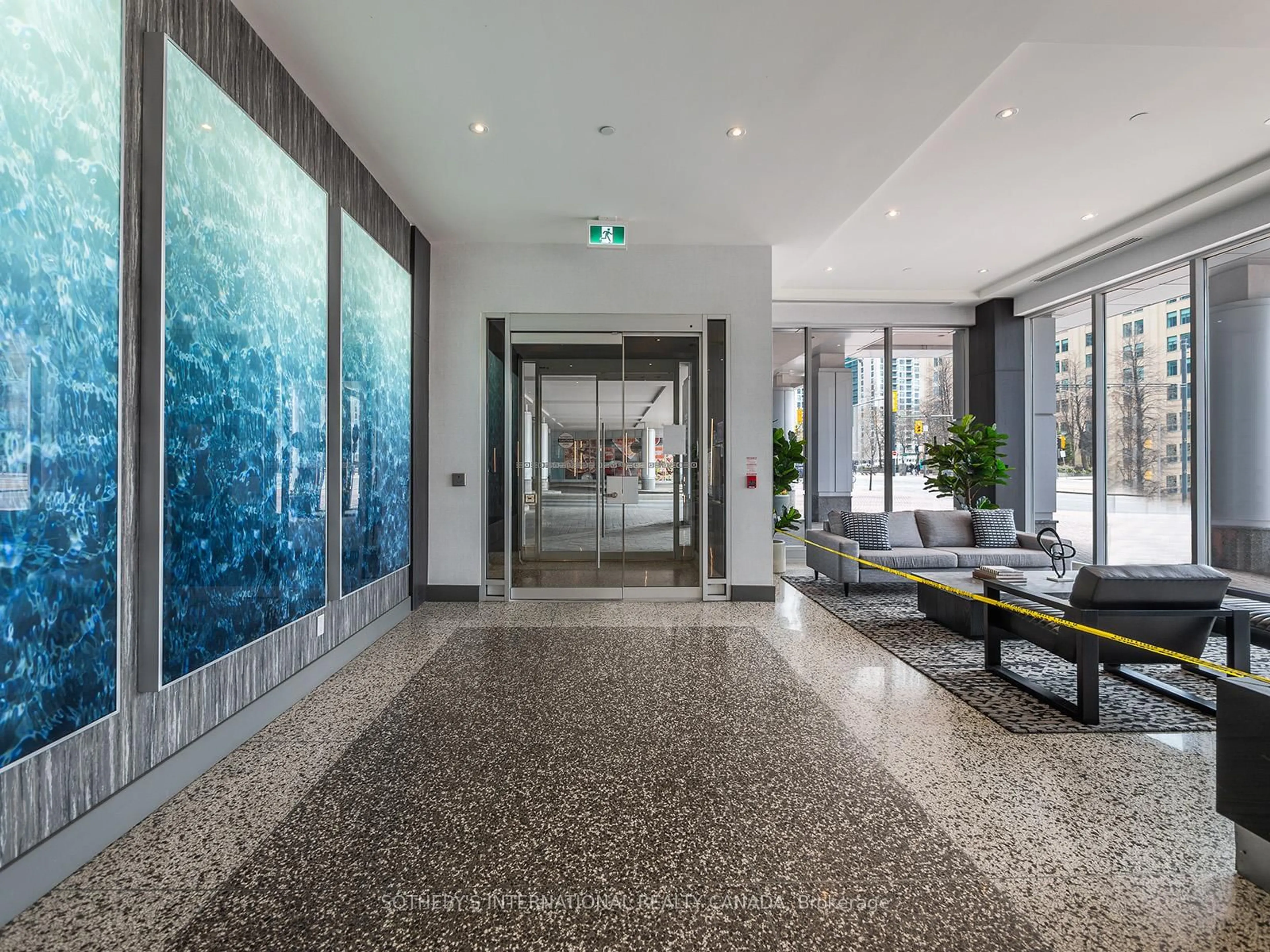 Lobby for 218 Queens Quay #2202, Toronto Ontario M5J 2Y6