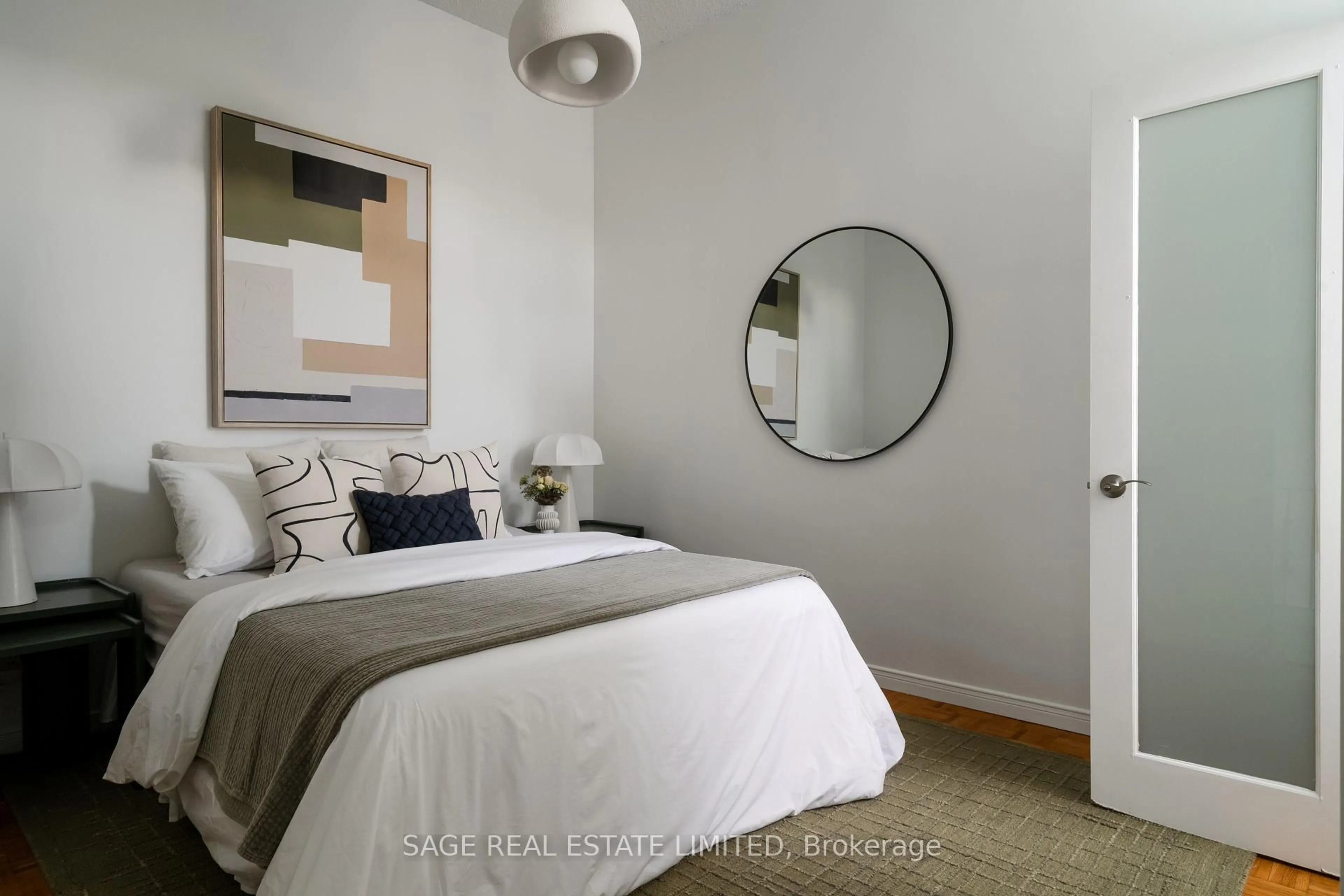 Bedroom with bed, unknown for 115 Niagara St, Toronto Ontario M5V 1C6
