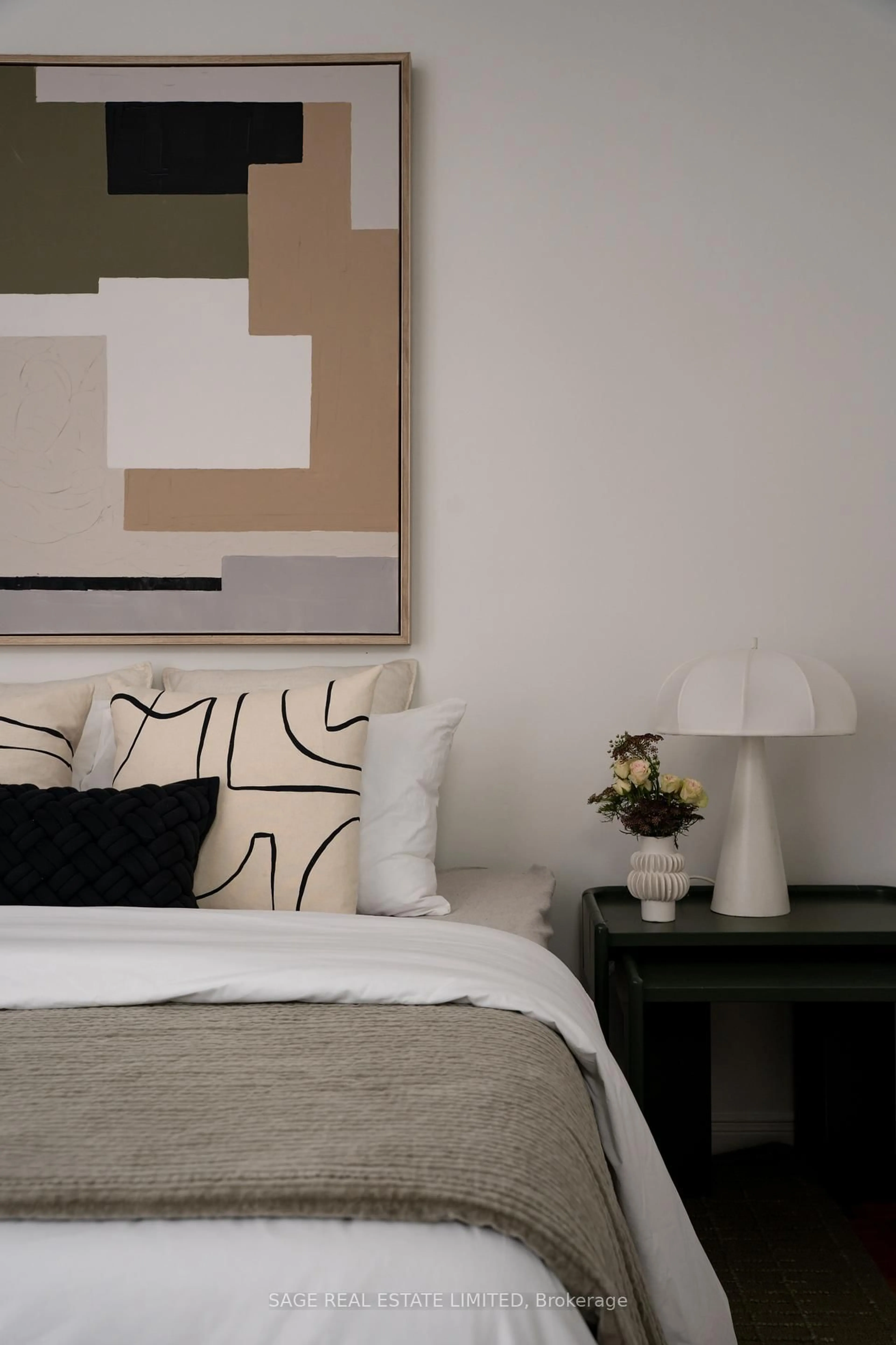 Bedroom with bed, unknown for 115 Niagara St, Toronto Ontario M5V 1C6