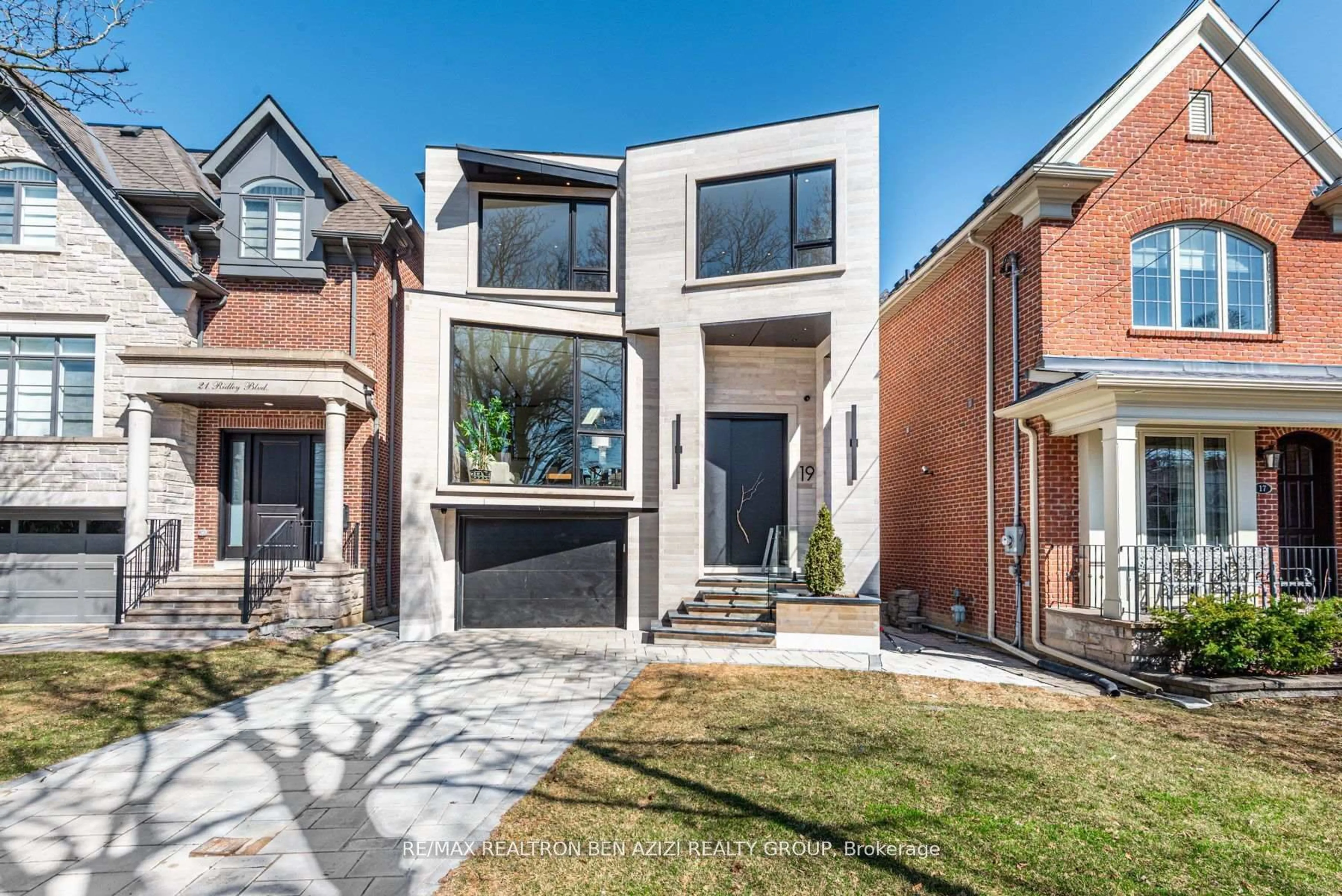 Home with brick exterior material, street for 19 Ridley Blvd, Toronto Ontario M5M 3L1