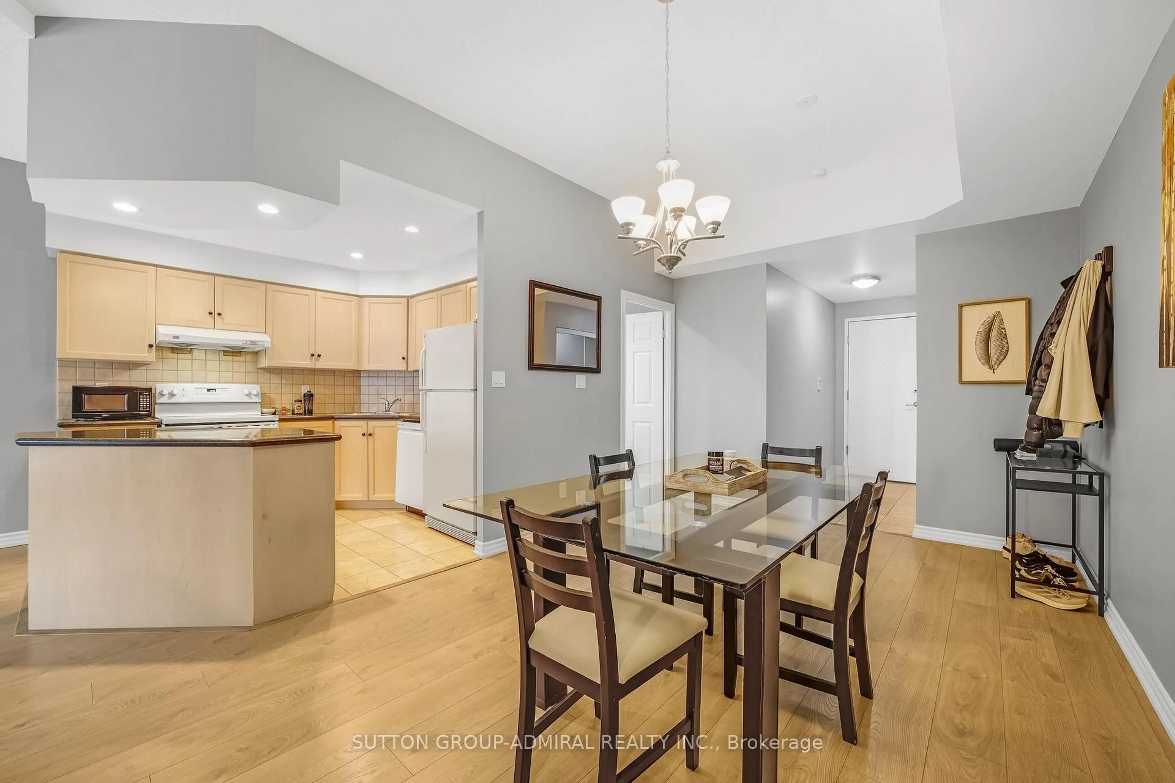 Dining room, unknown for 168 Simcoe St #812, Toronto Ontario M5H 4C9