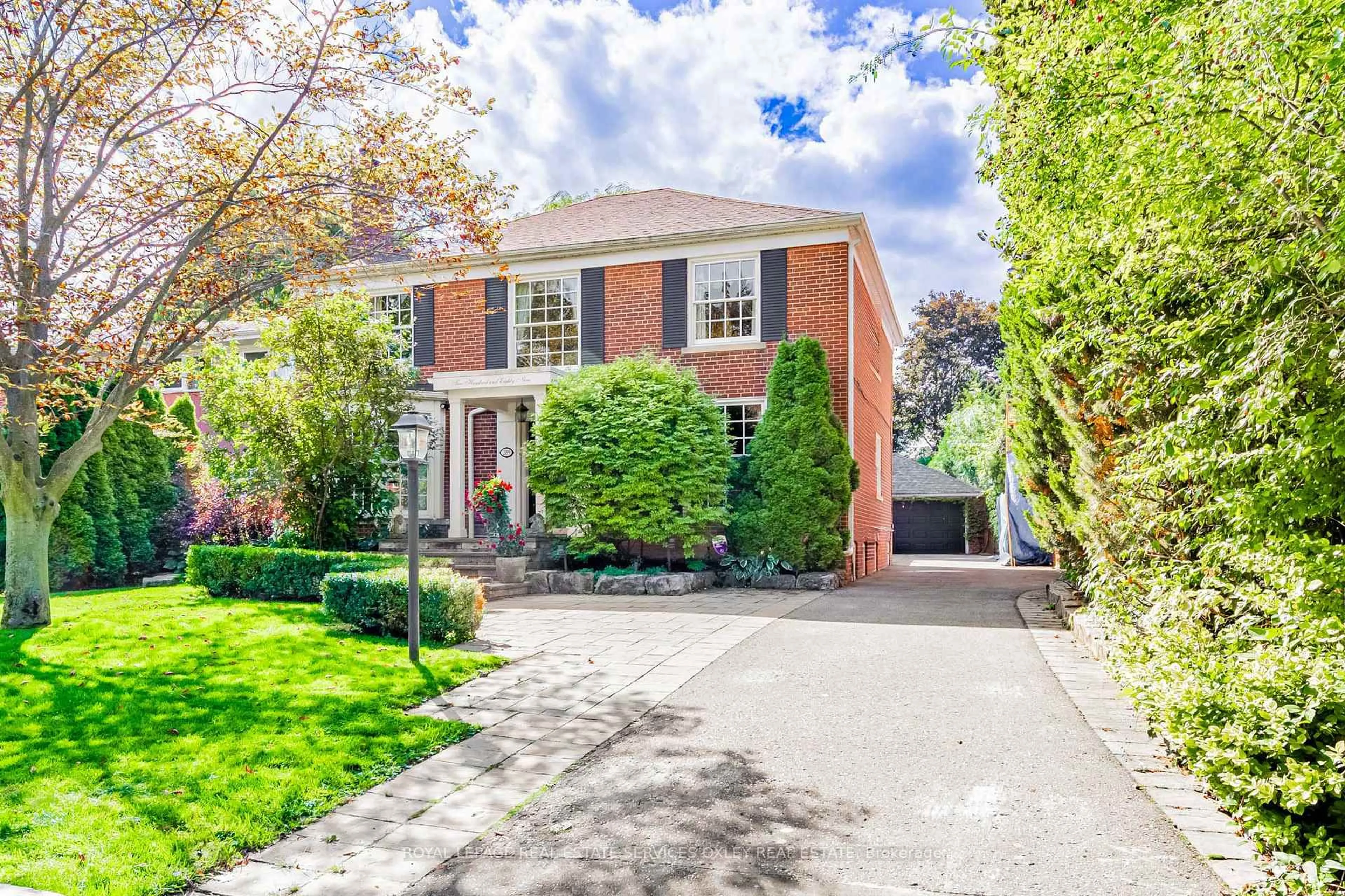 Home with brick exterior material, street for 289 Glengrove Ave, Toronto Ontario M5N 1W3