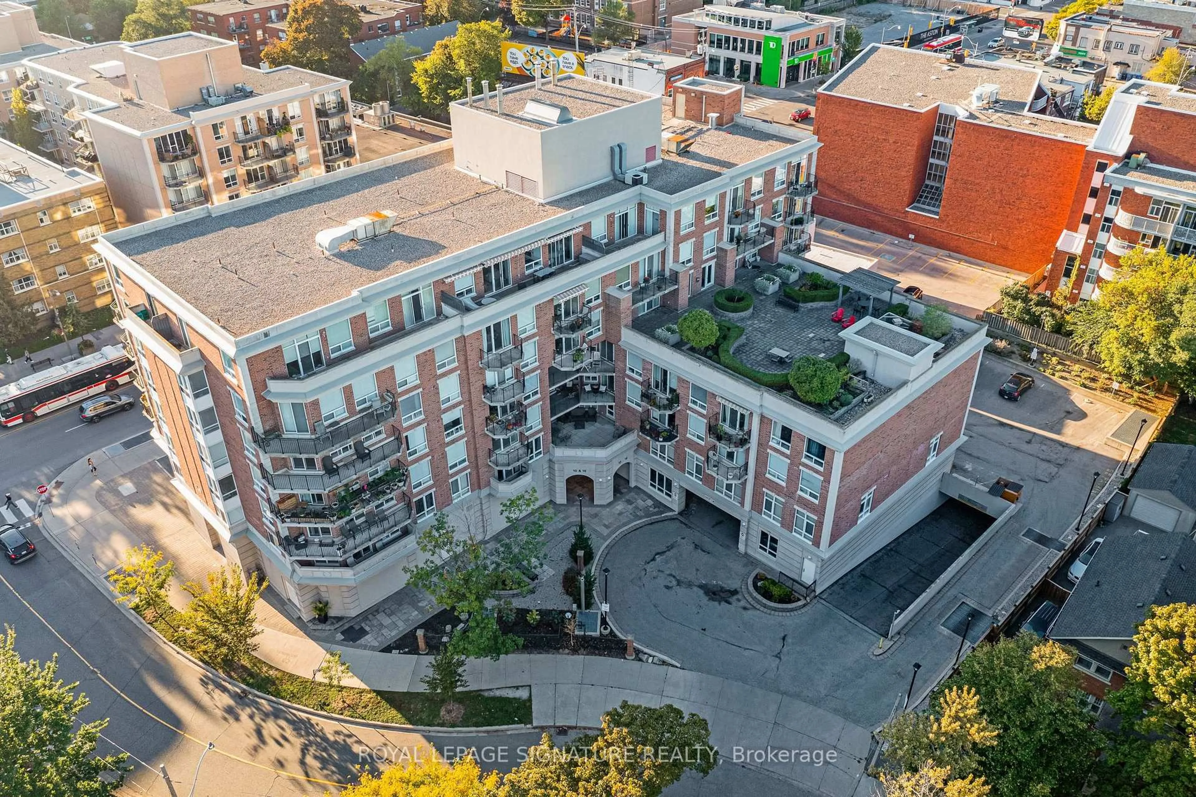 A pic from outside/outdoor area/front of a property/back of a property/a pic from drone, city buildings view from balcony for 18 Wanless Ave #317, Toronto Ontario M4N 3R9