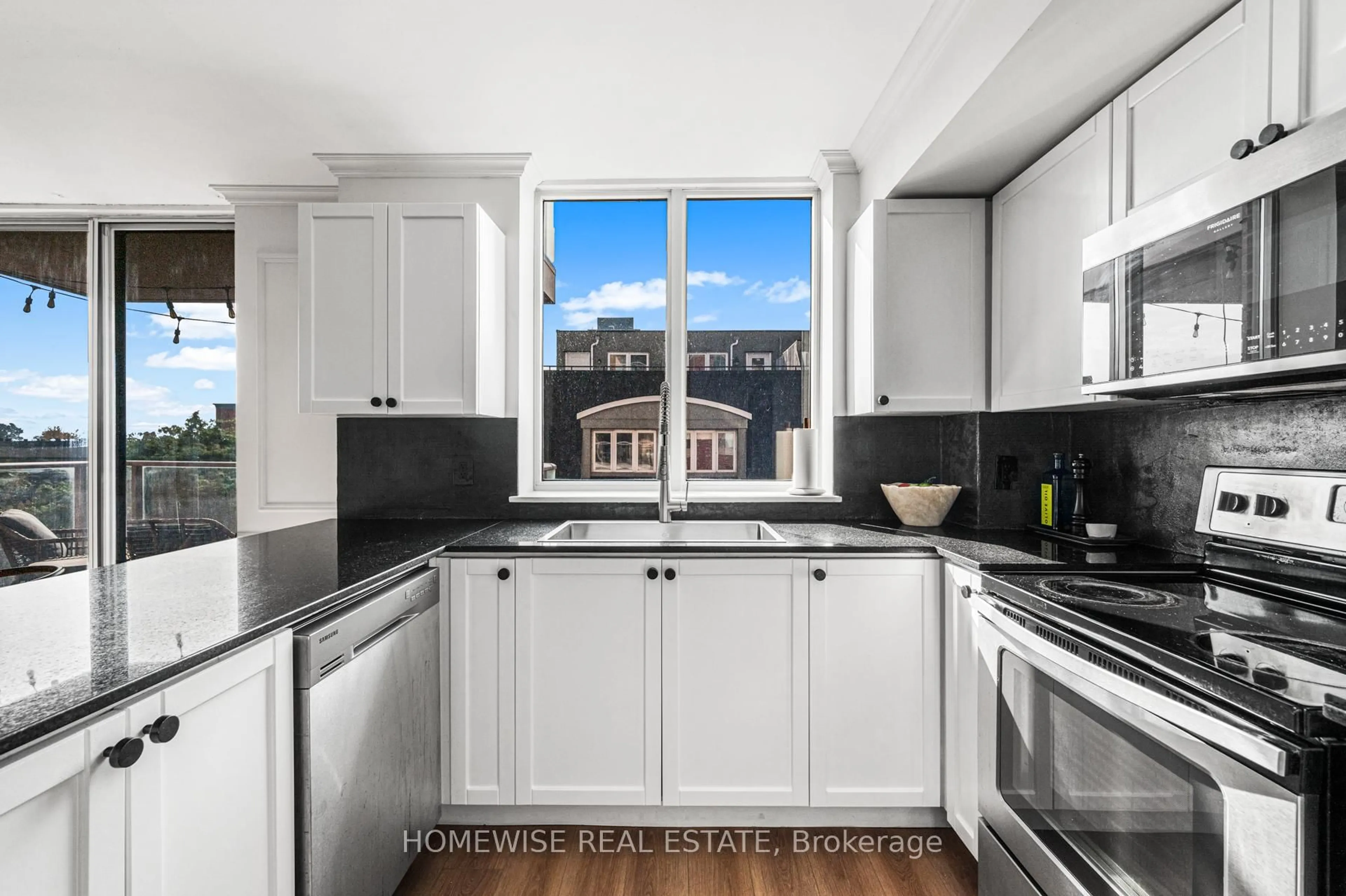 Contemporary kitchen, ceramic/tile floor for 1369 Bloor St #404, Toronto Ontario M6P 4J4