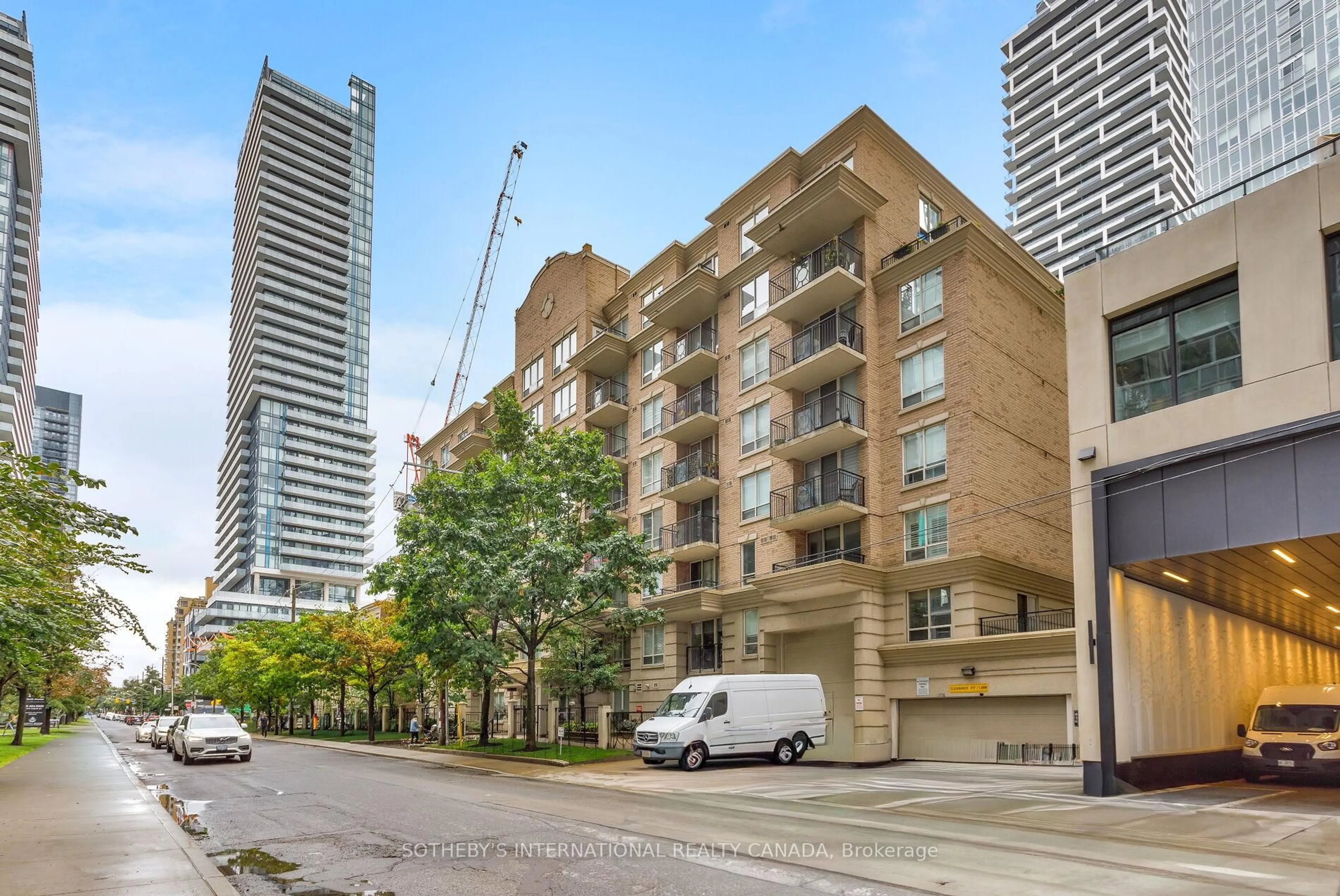 Unknown for 188 Redpath Ave #301, Toronto Ontario M4P 3J2