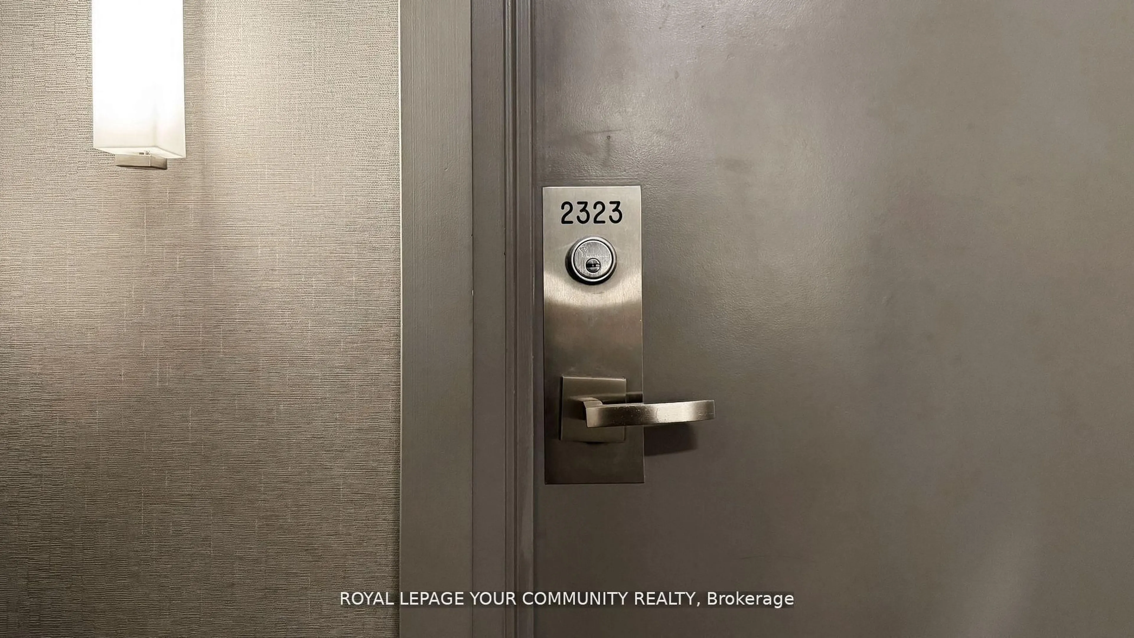 Unknown for 230 Queens Quay #2323, Toronto Ontario M5J 2Y7
