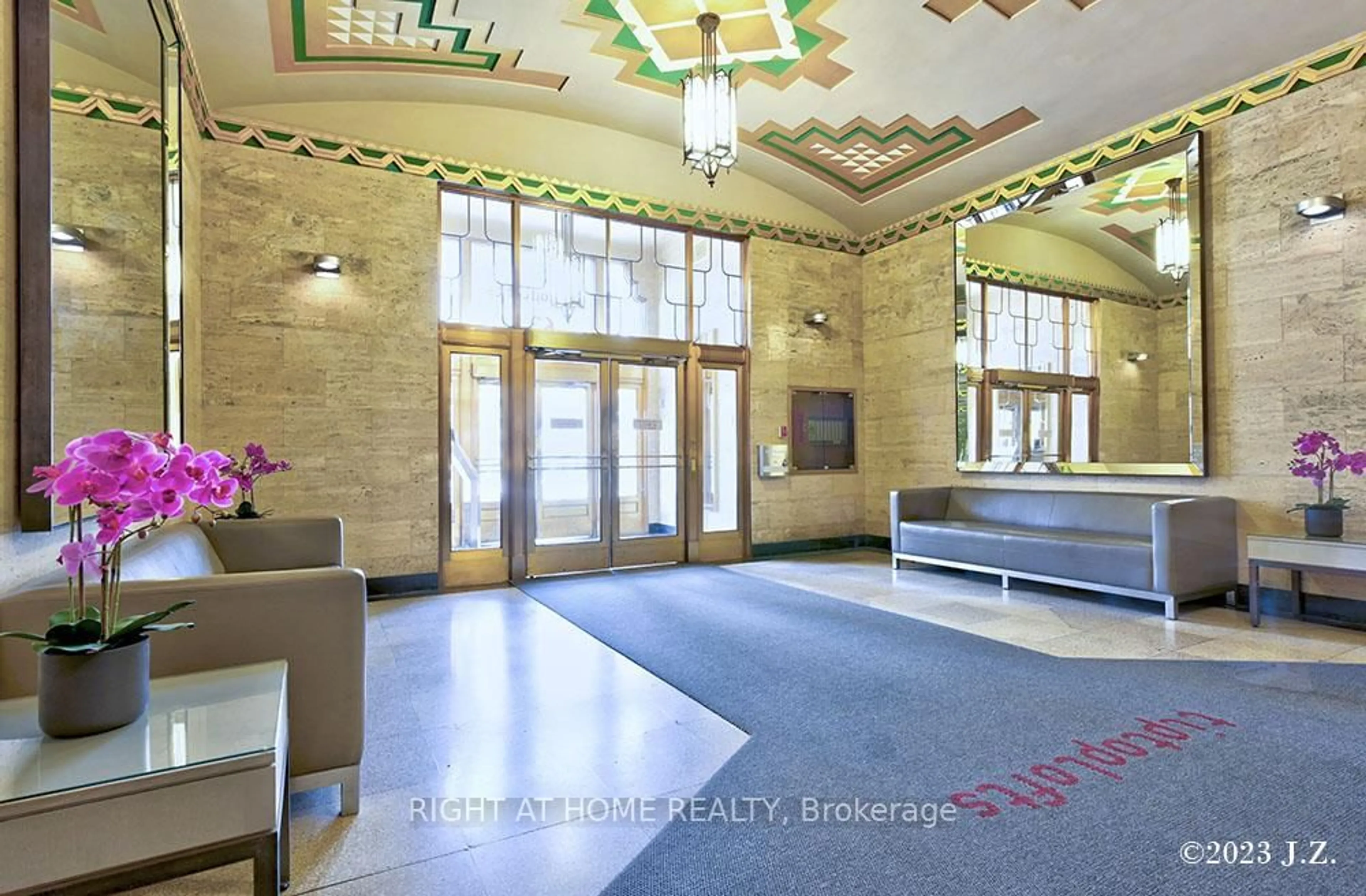 Lobby for 637 Lake Shore Blvd #217, Toronto Ontario M5V 1A8