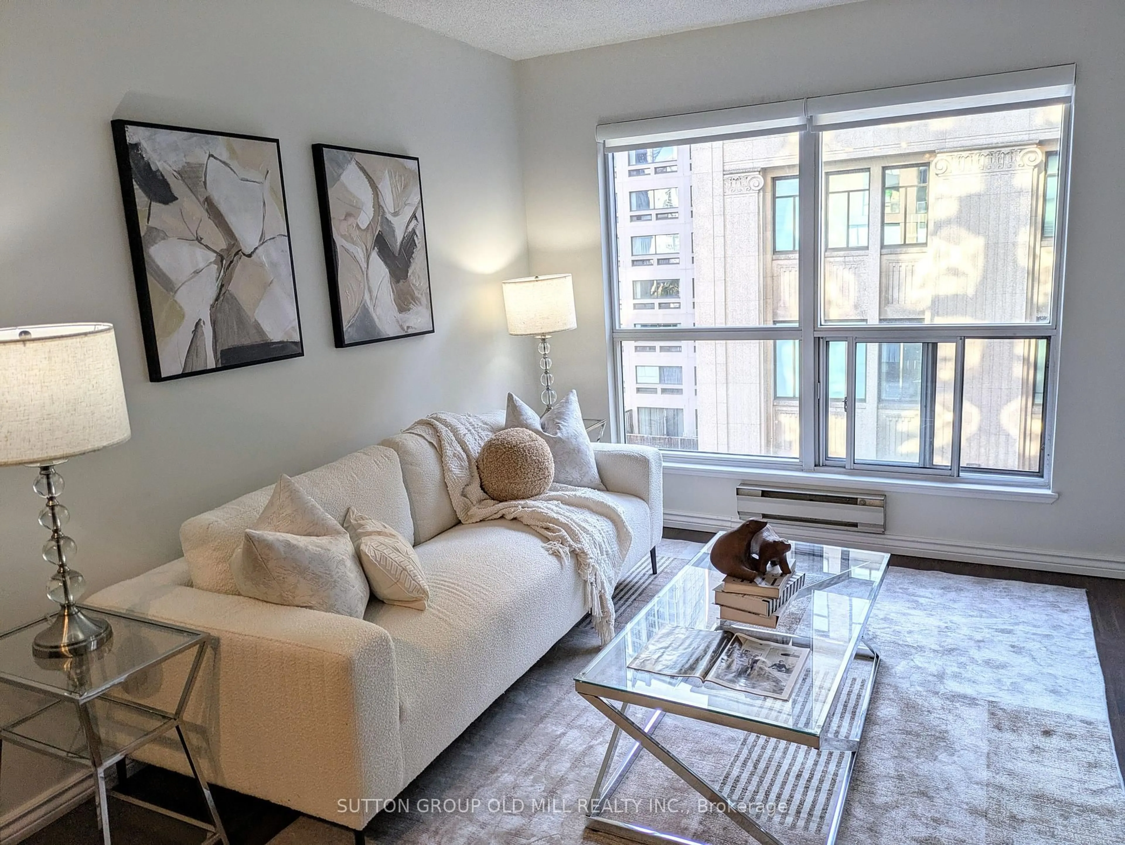 Living room with furniture, unknown for 7 Carlton St #907, Toronto Ontario M5B 2M3