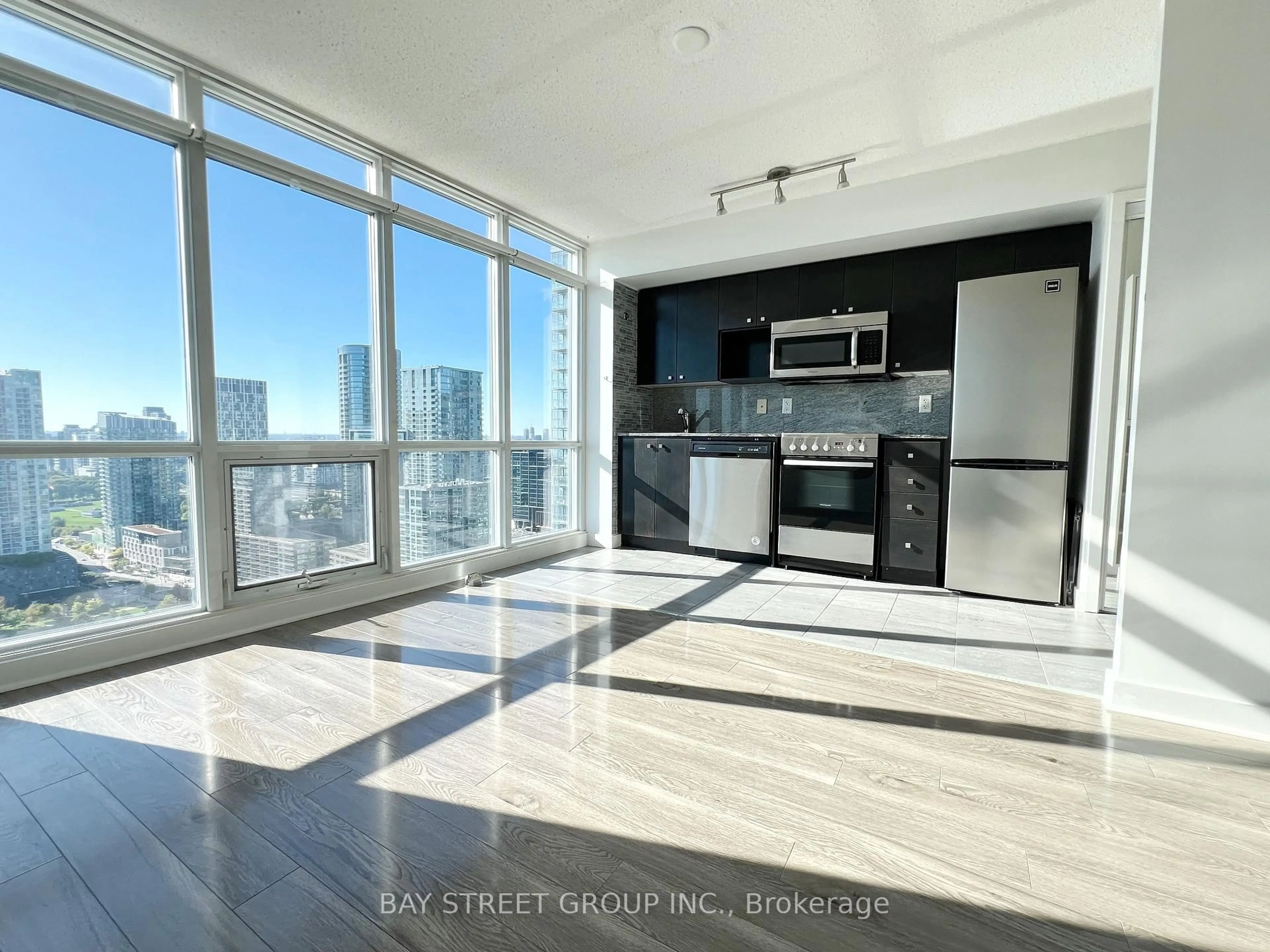 Open concept kitchen, unknown for 11 Brunel Crt #3716, Toronto Ontario M5V 3Y3