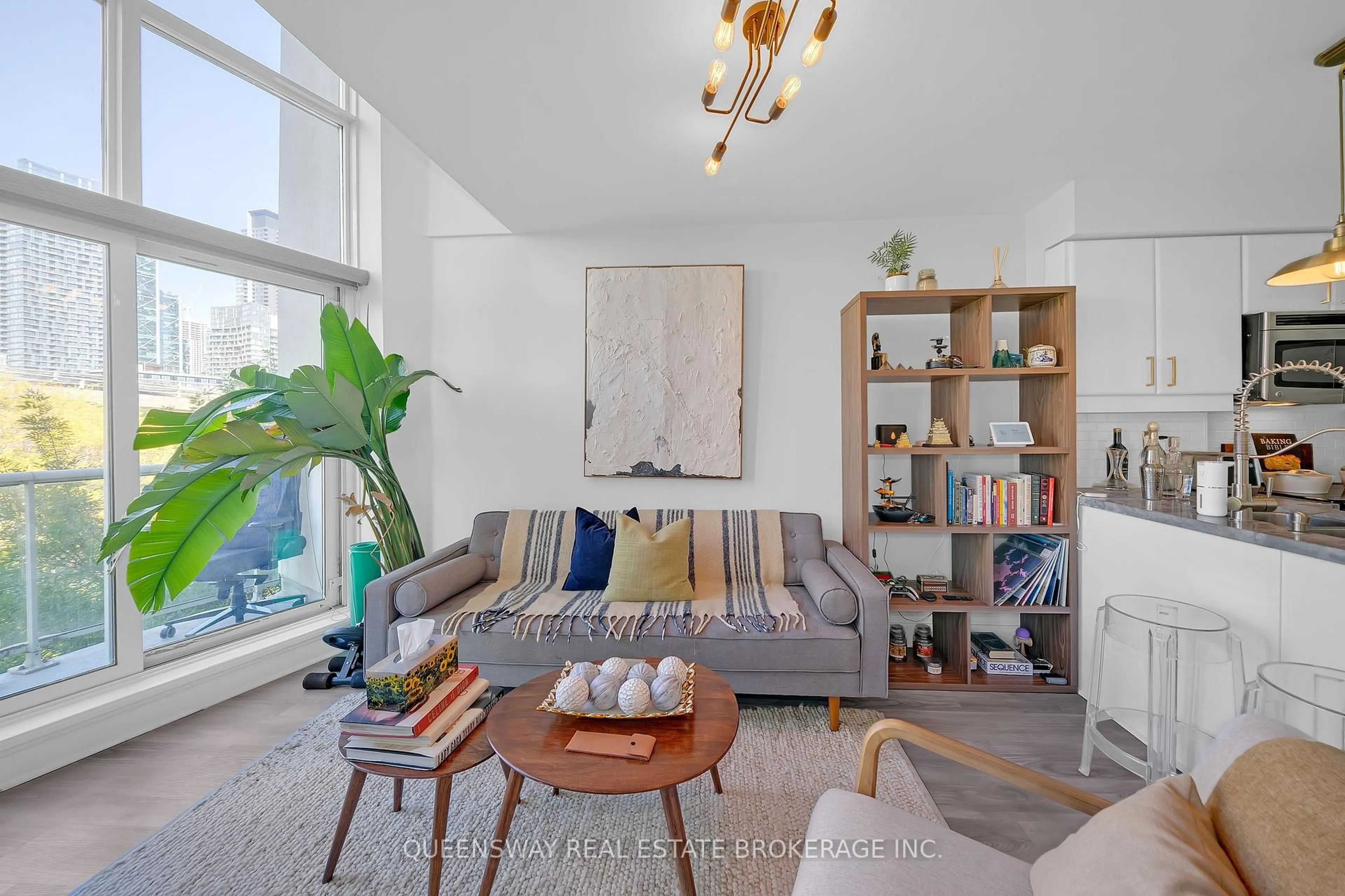 Living room with furniture, unknown for 550 Queens Quay #429, Toronto Ontario M5V 3M8