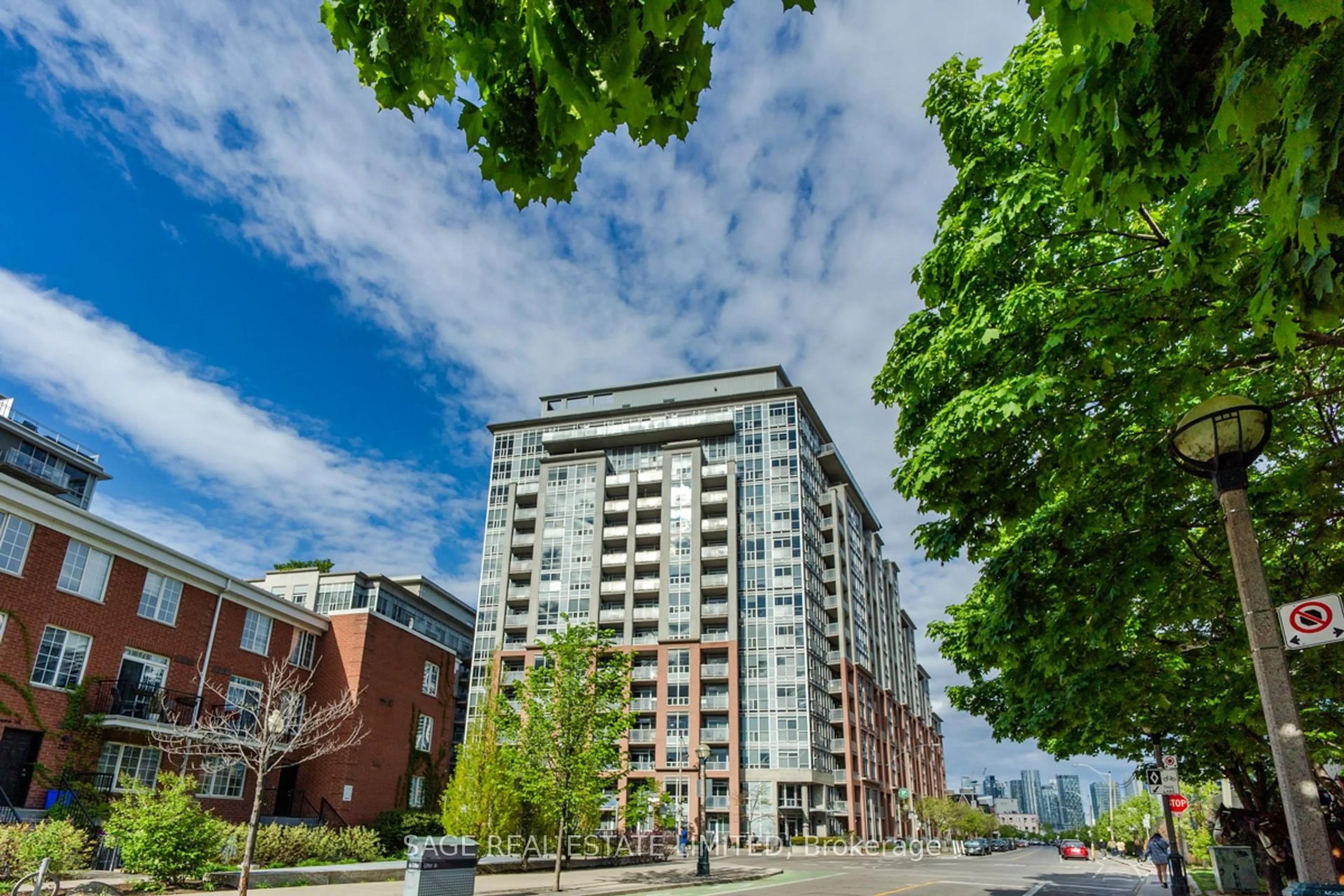 Unknown for 1005 King St #804, Toronto Ontario M6K 3M8