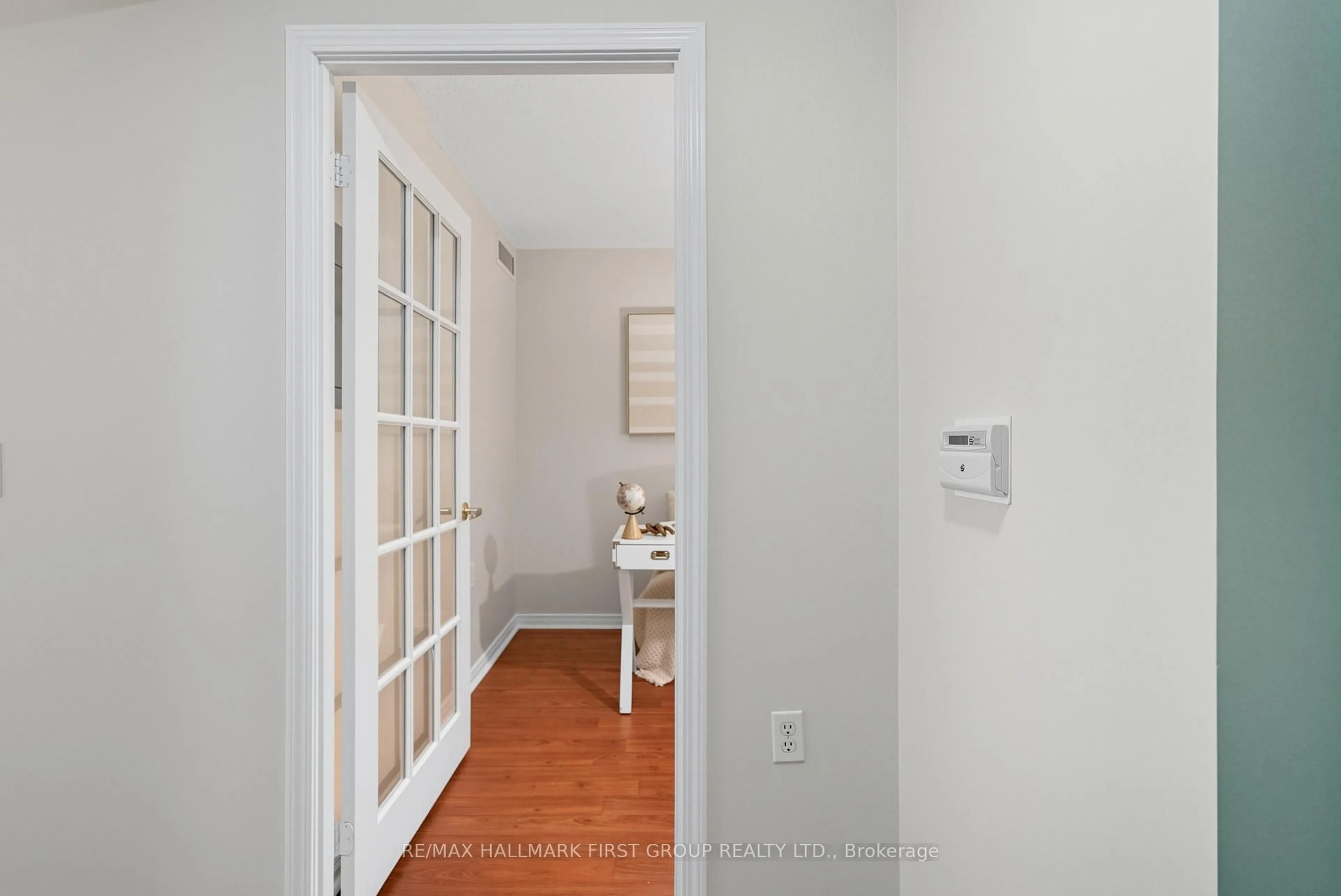 Indoor entryway for 28 Olive Ave #612, Toronto Ontario M2N 7E6