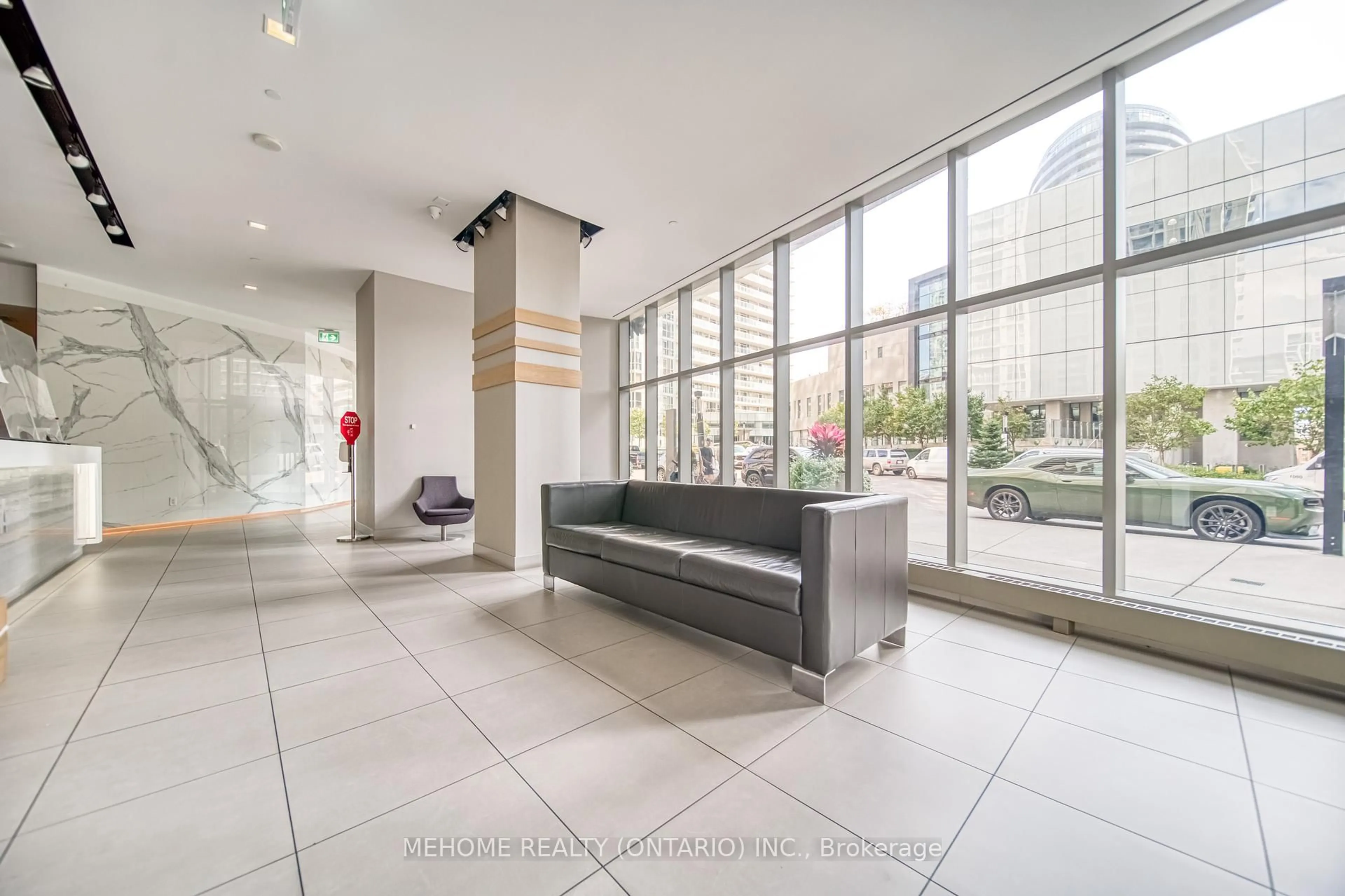 Indoor foyer for 85 Queens Wharf Rd #706, Toronto Ontario M5V 0J9