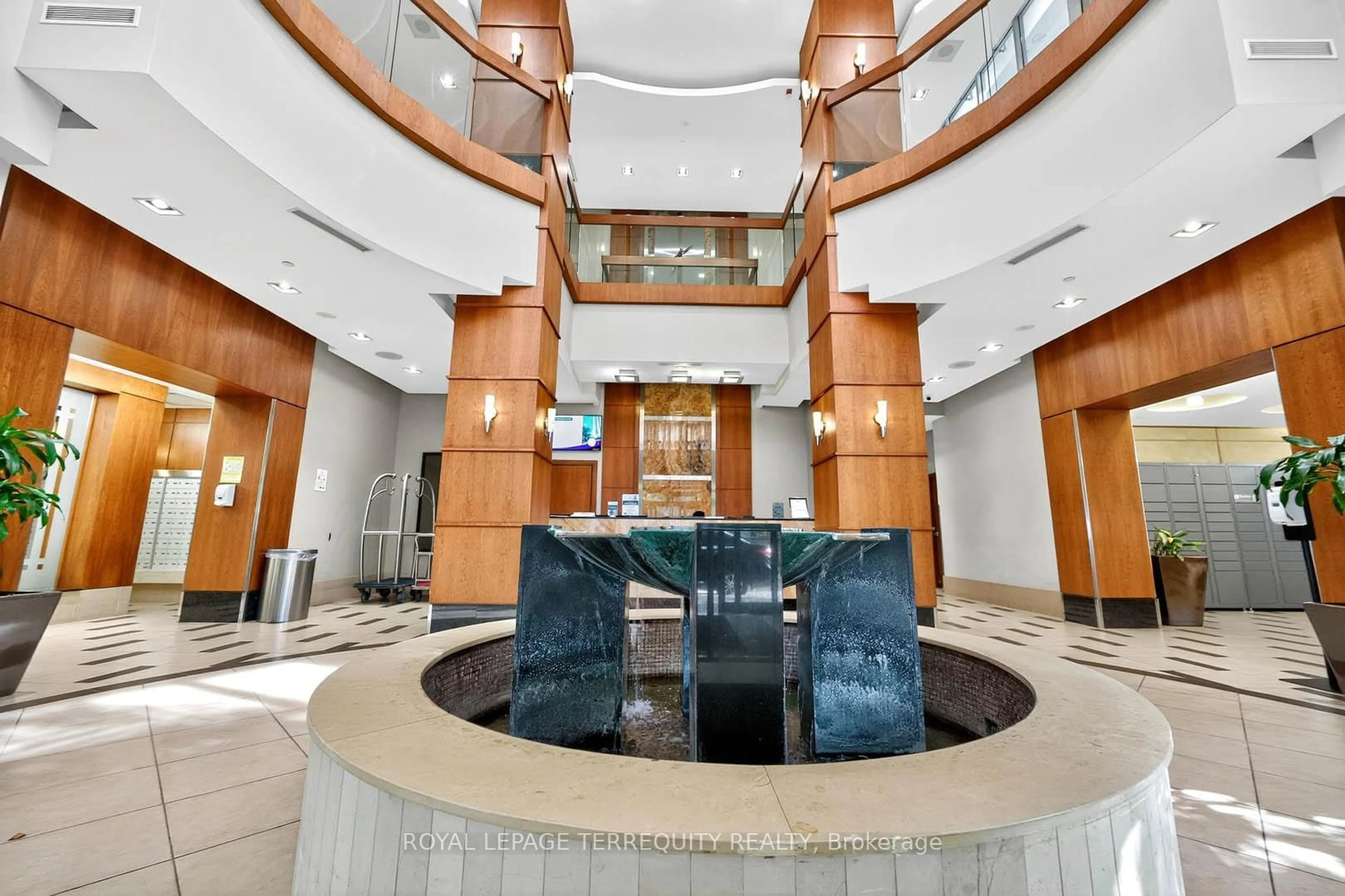 Lobby for 10 Northtown Way #2510, Toronto Ontario M2N 7L4