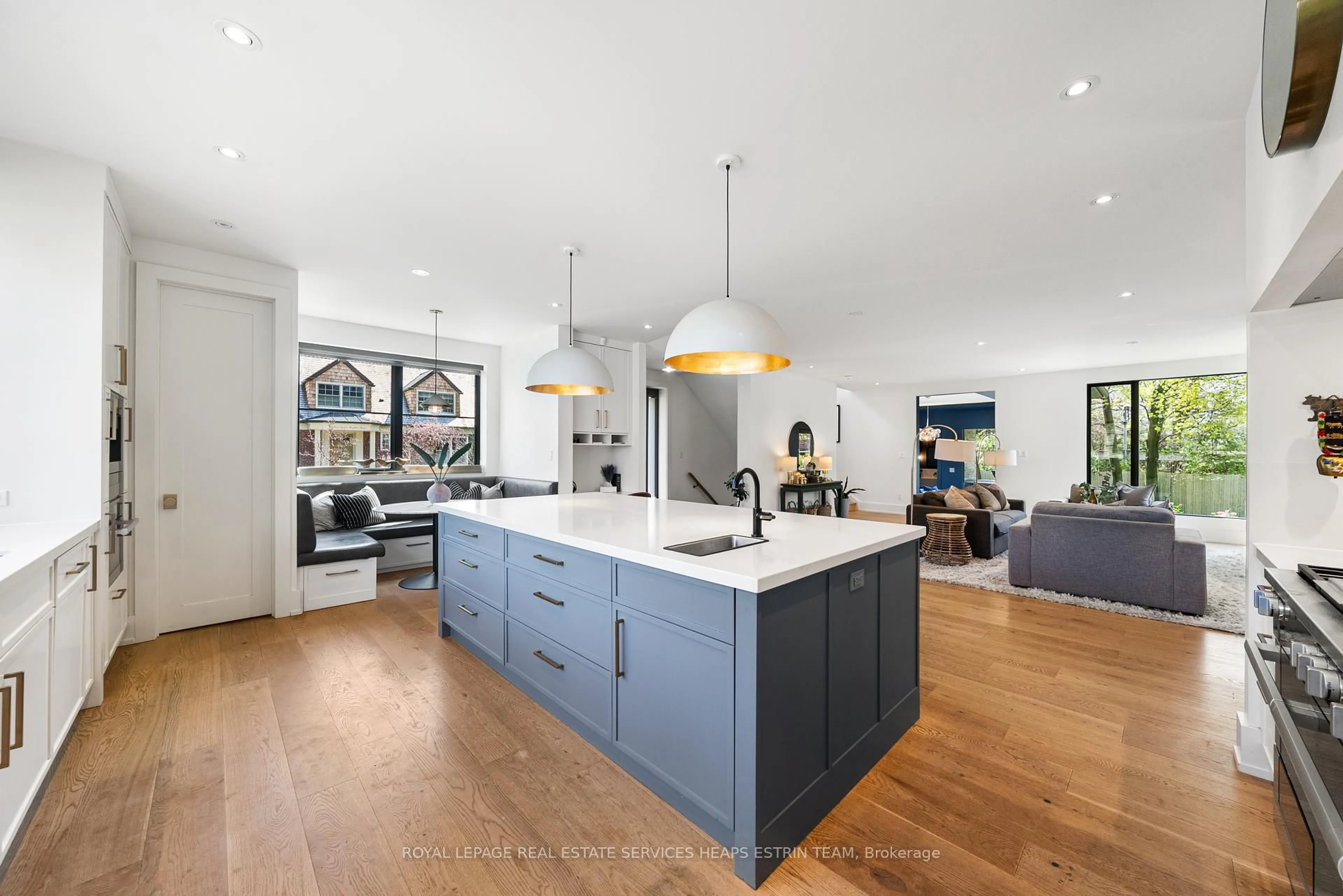 Open concept kitchen, unknown for 44 Bennington Heights Dr, Toronto Ontario M4G 1A6