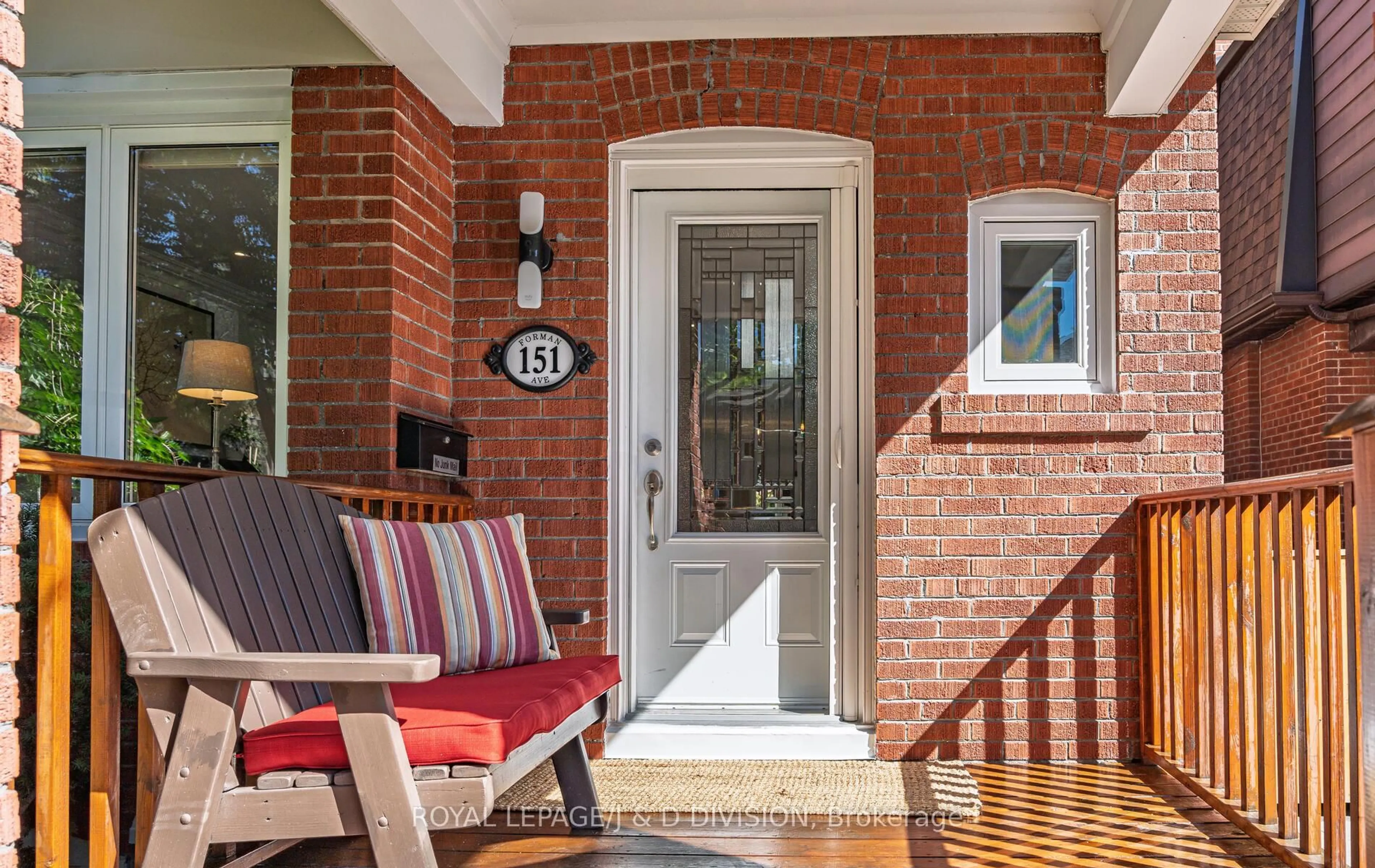 Indoor entryway for 151 Forman Ave, Toronto Ontario M4S 2R9