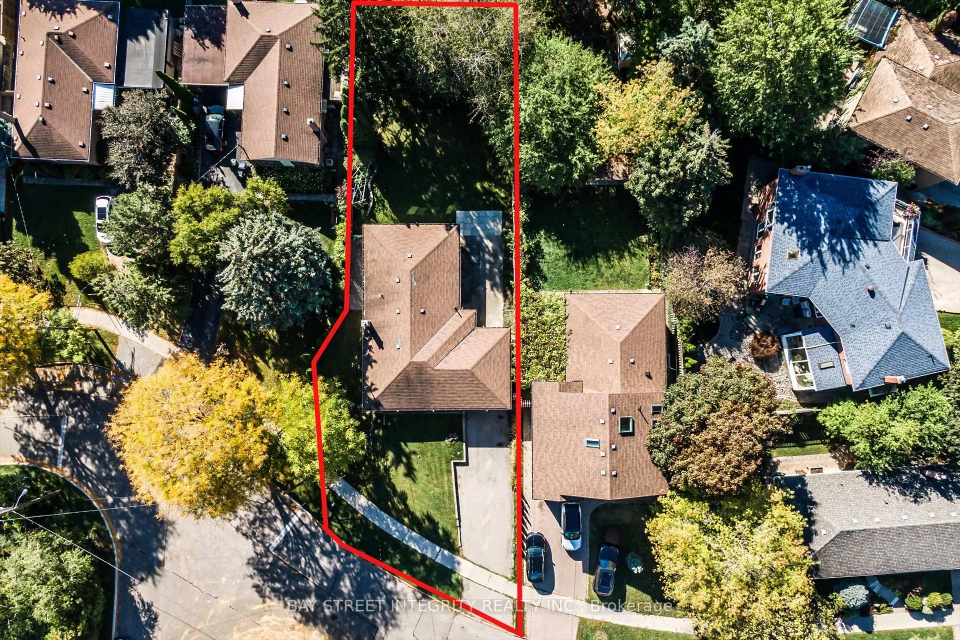 A pic from outside/outdoor area/front of a property/back of a property/a pic from drone, street for 1 Caines Ave, Toronto Ontario M2M 1G1