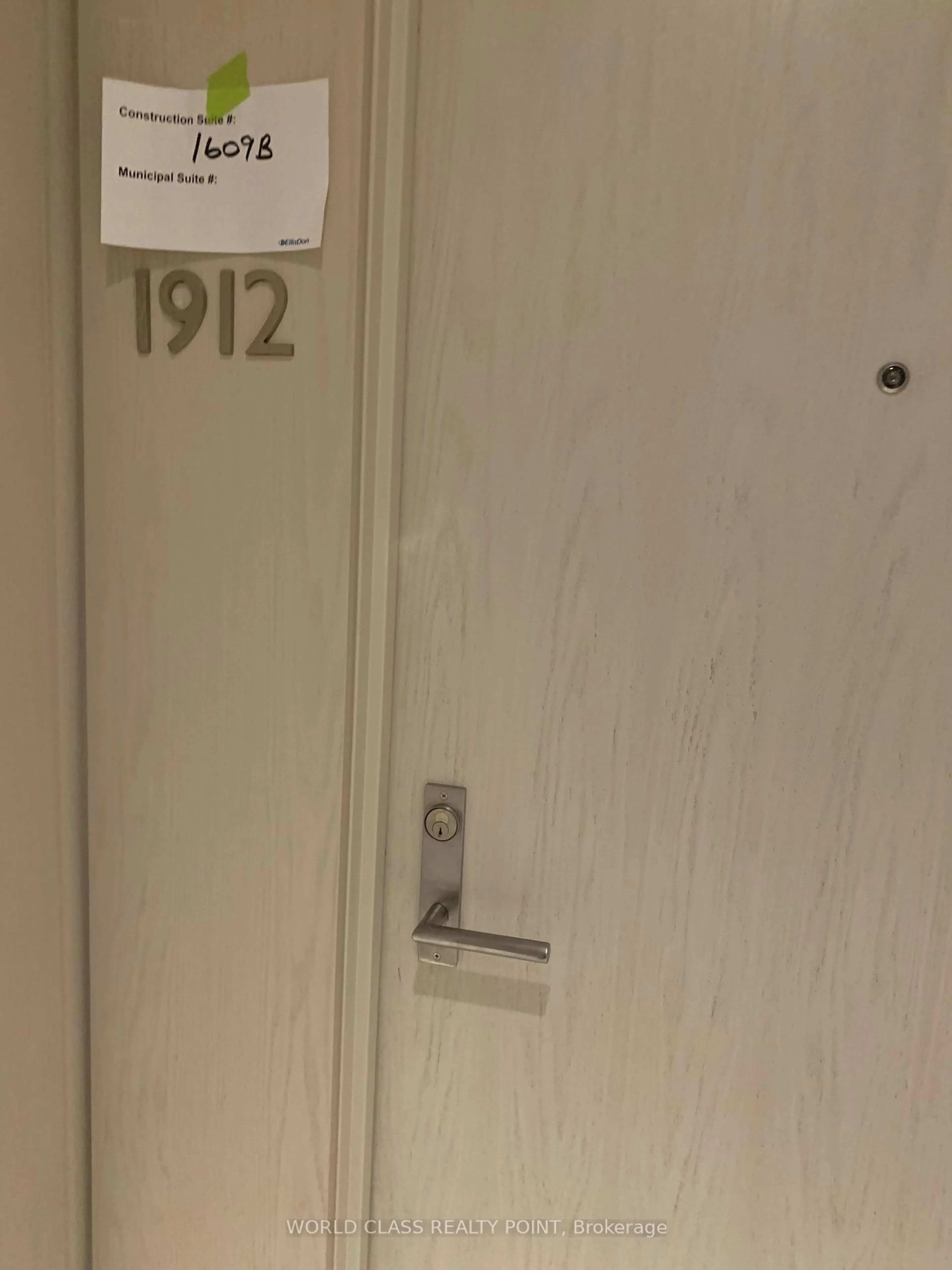 A pic of a room for 115 Blue Jays Way #1912, Toronto Ontario M5V 0N4
