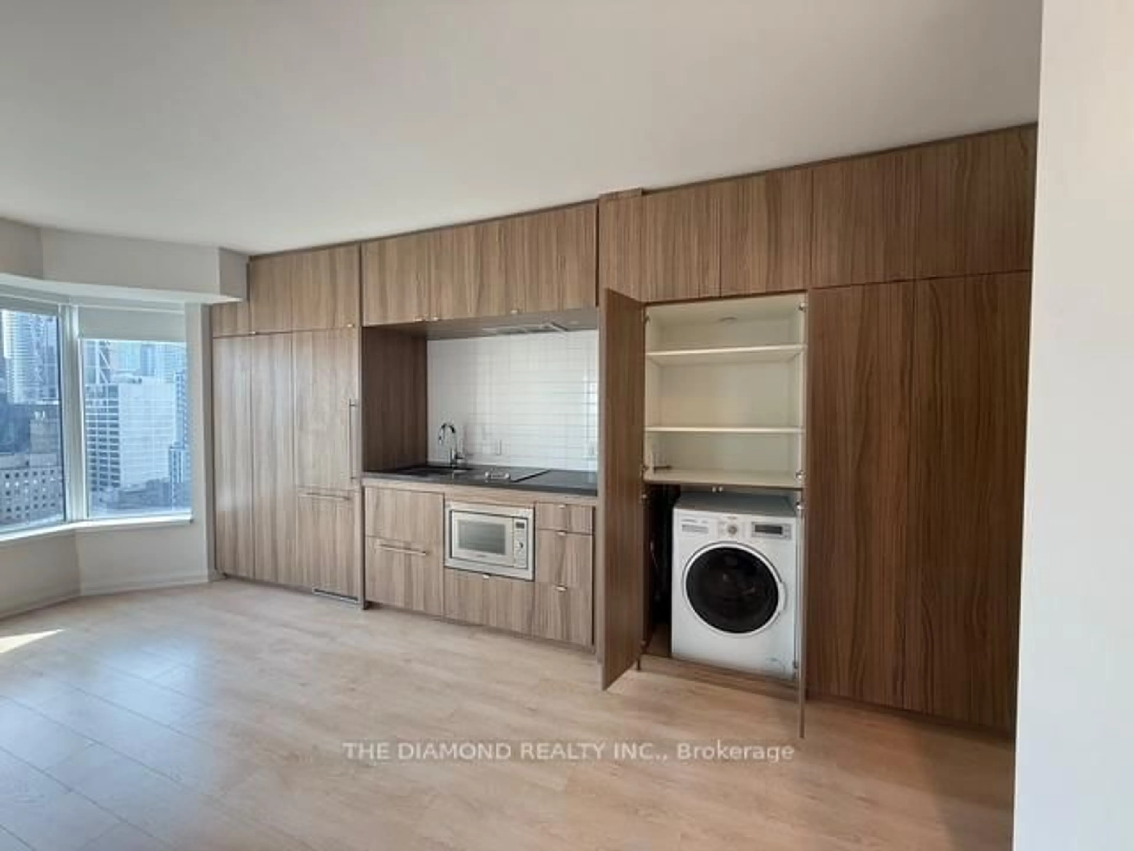 Unknown for 155 Yorkville Ave #2104, Toronto Ontario M5R 1C4