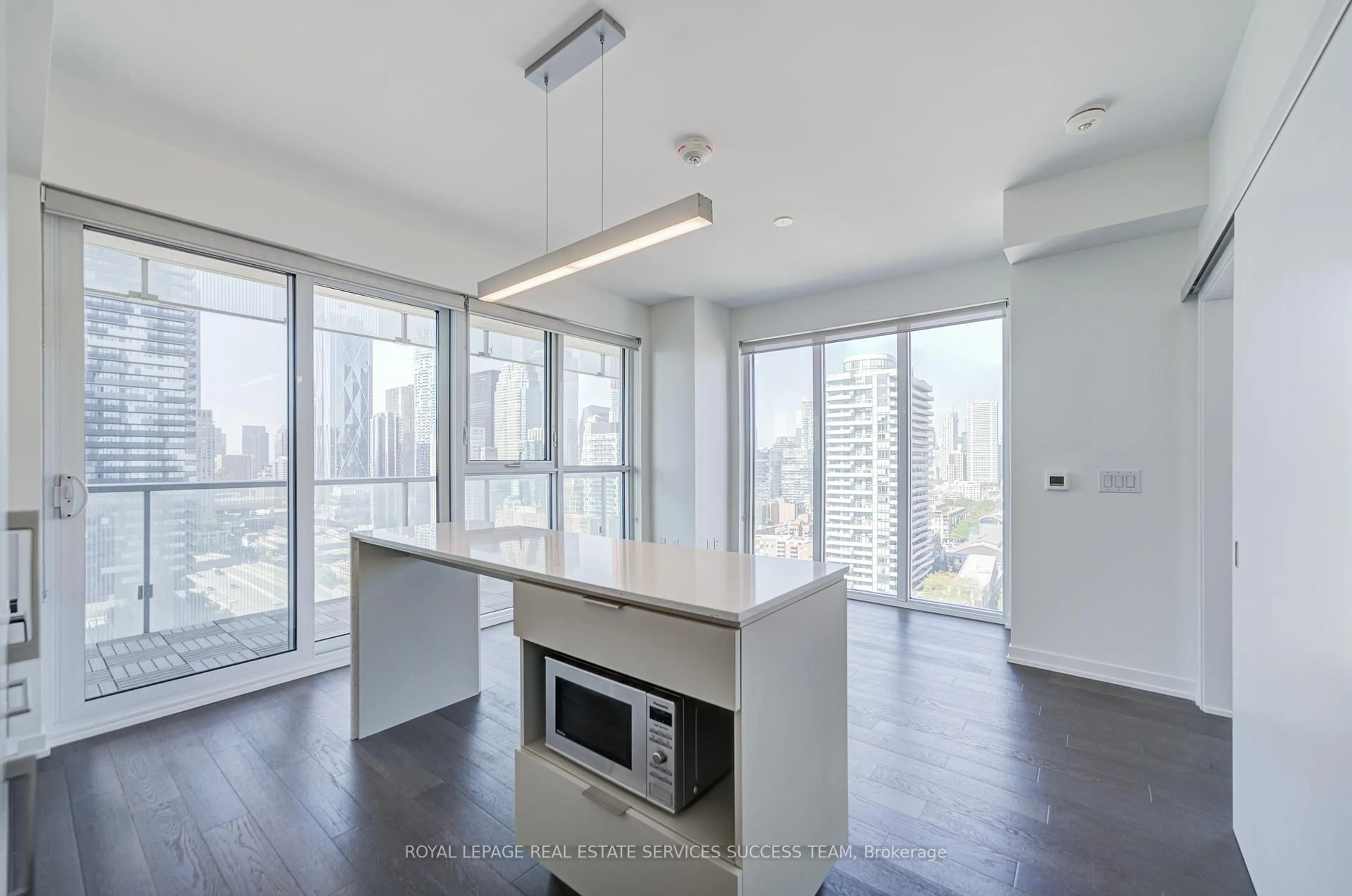 Open concept kitchen, unknown for 15 Lower Jarvis St #2110, Toronto Ontario M5E 0C4