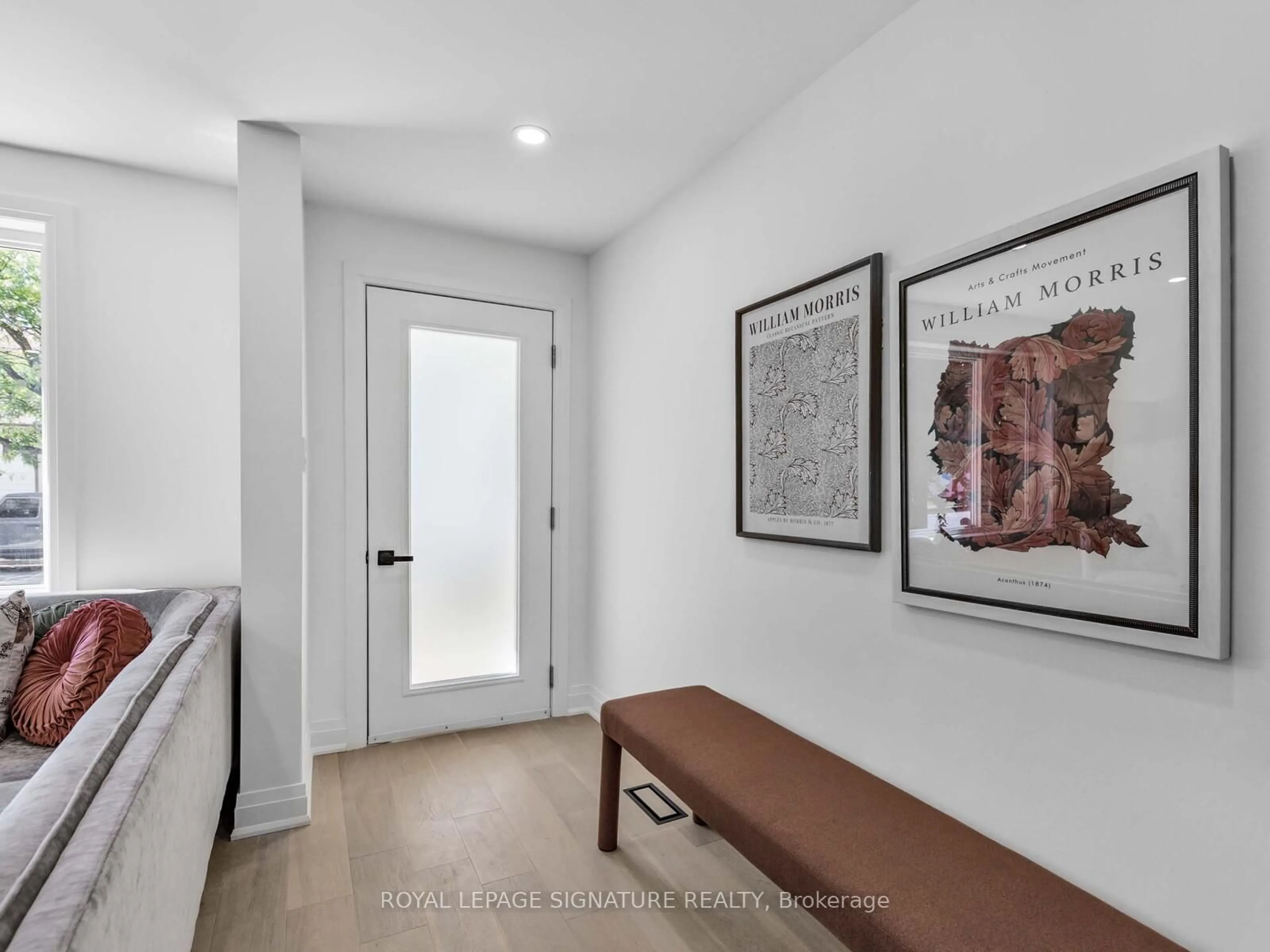 Indoor entryway for 363 Atlas Ave, Toronto Ontario M6C 3P8