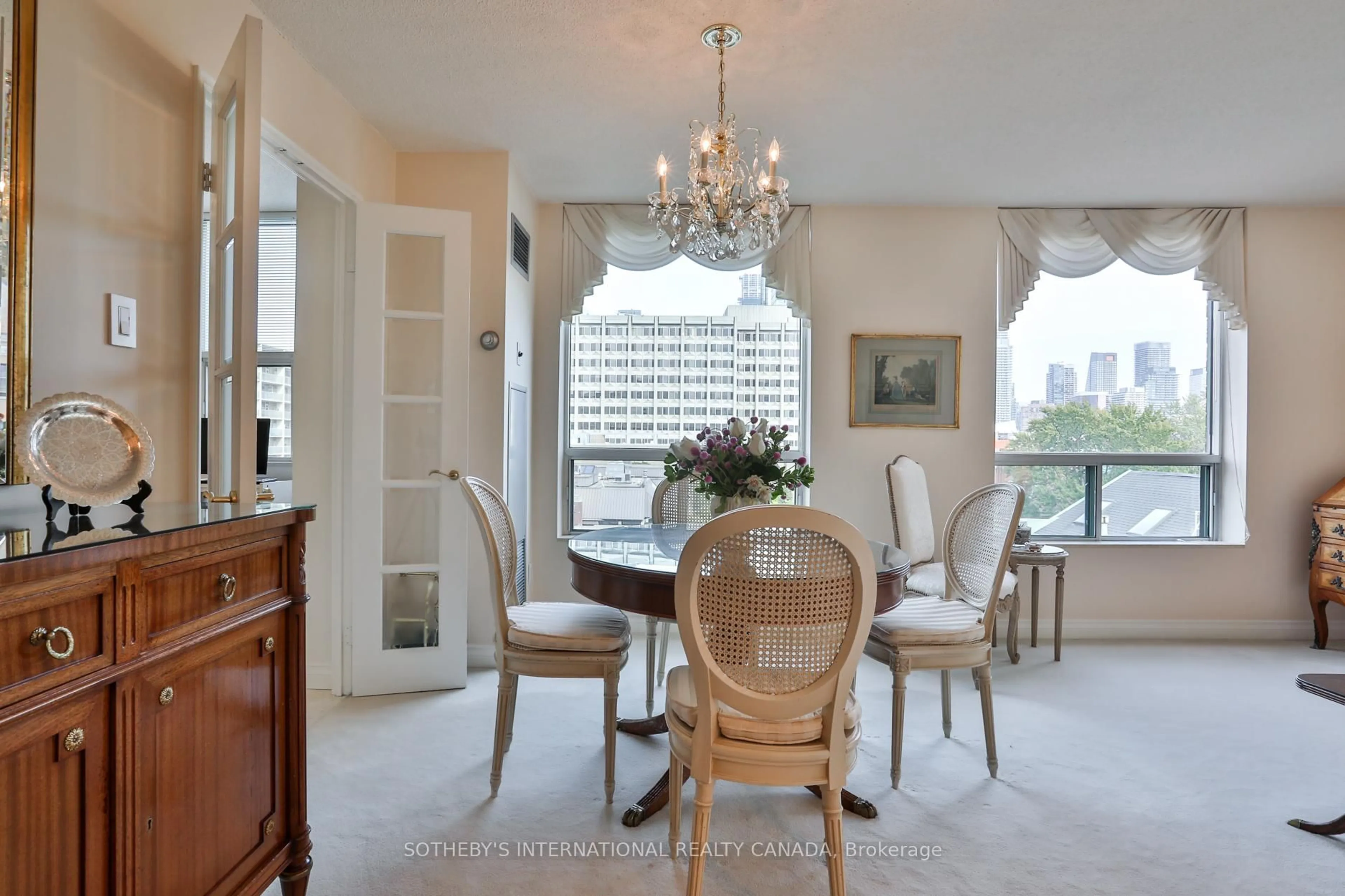 Dining room, unknown for 95 Prince Arthur Dr #723, Toronto Ontario M5R 3P6