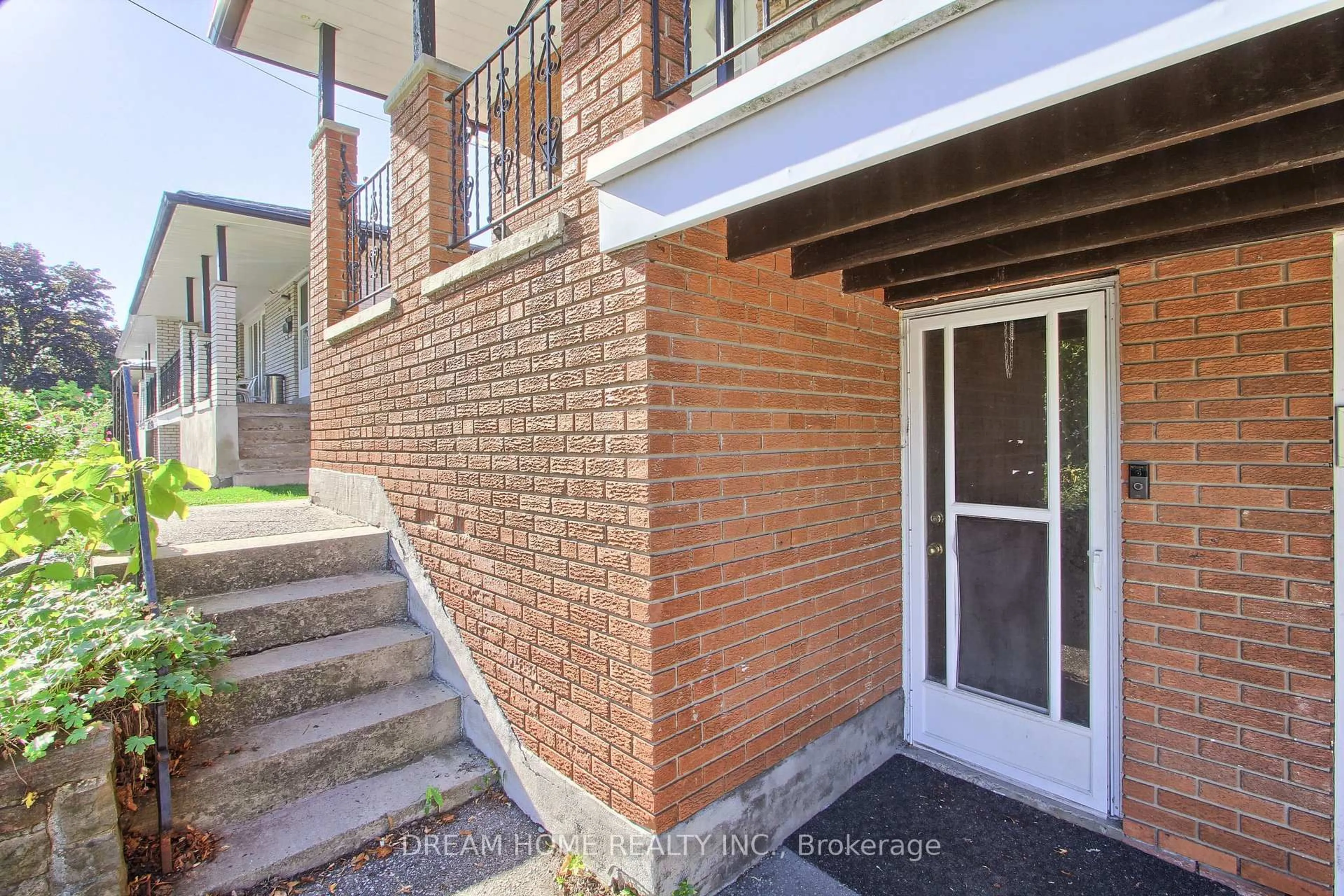 Home with brick exterior material, street for 108 Mintwood Dr, Toronto Ontario M2M 3A8
