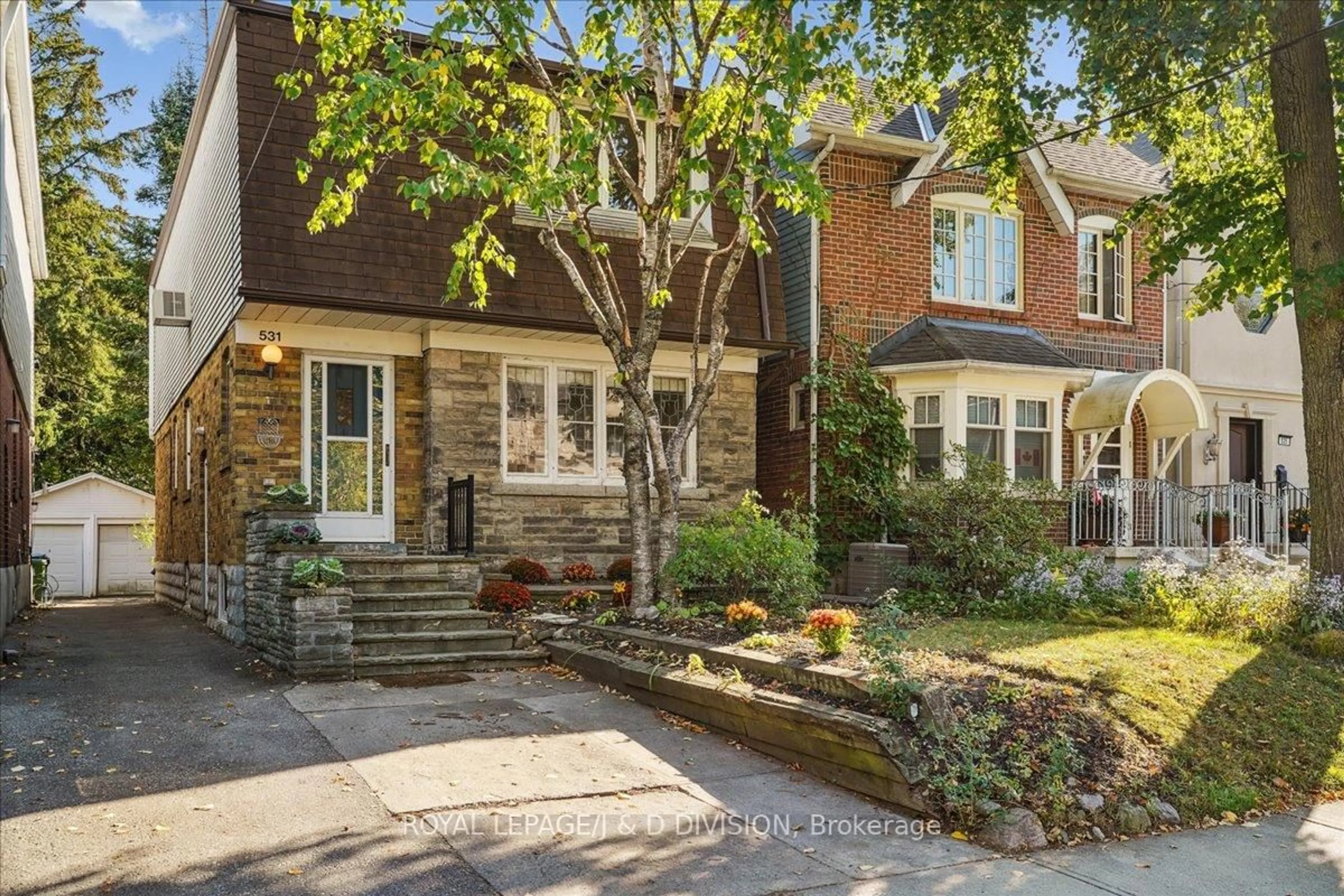 Home with brick exterior material, street for 531 Soudan Ave, Toronto Ontario M4S 1X1