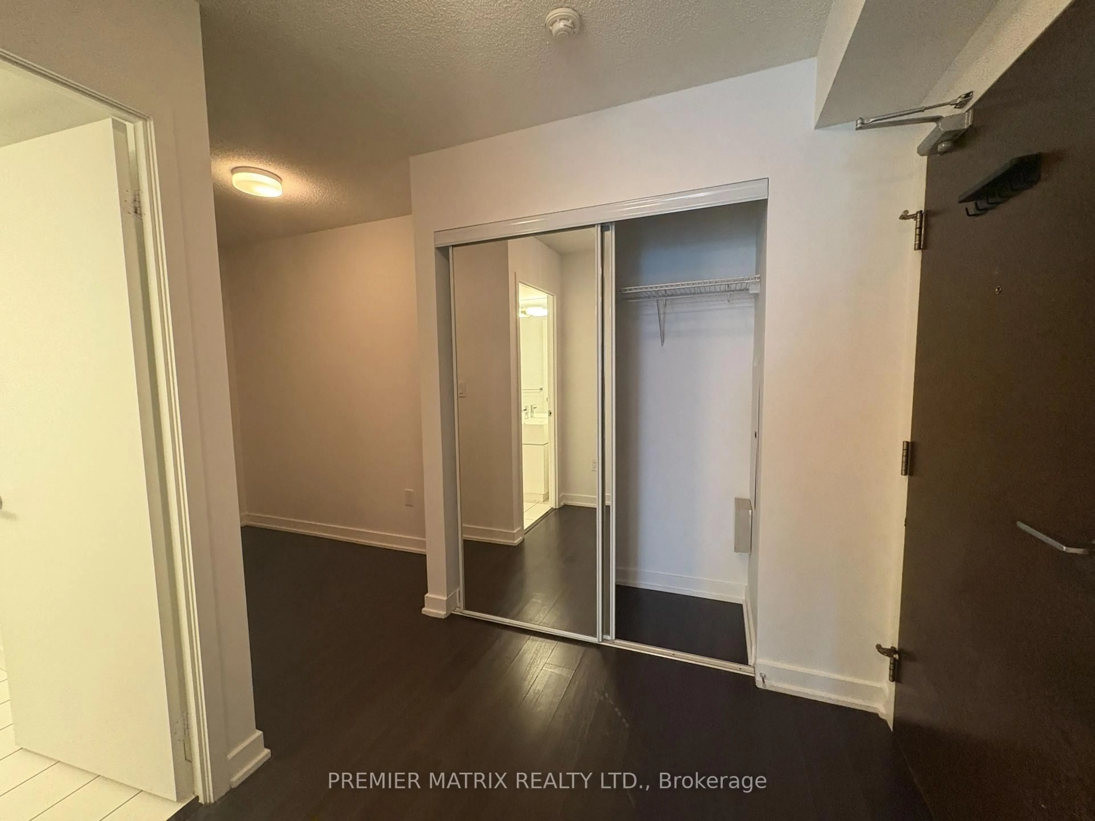 A pic of a room for 21 Iceboat Terr #330, Toronto Ontario M5V 4A9