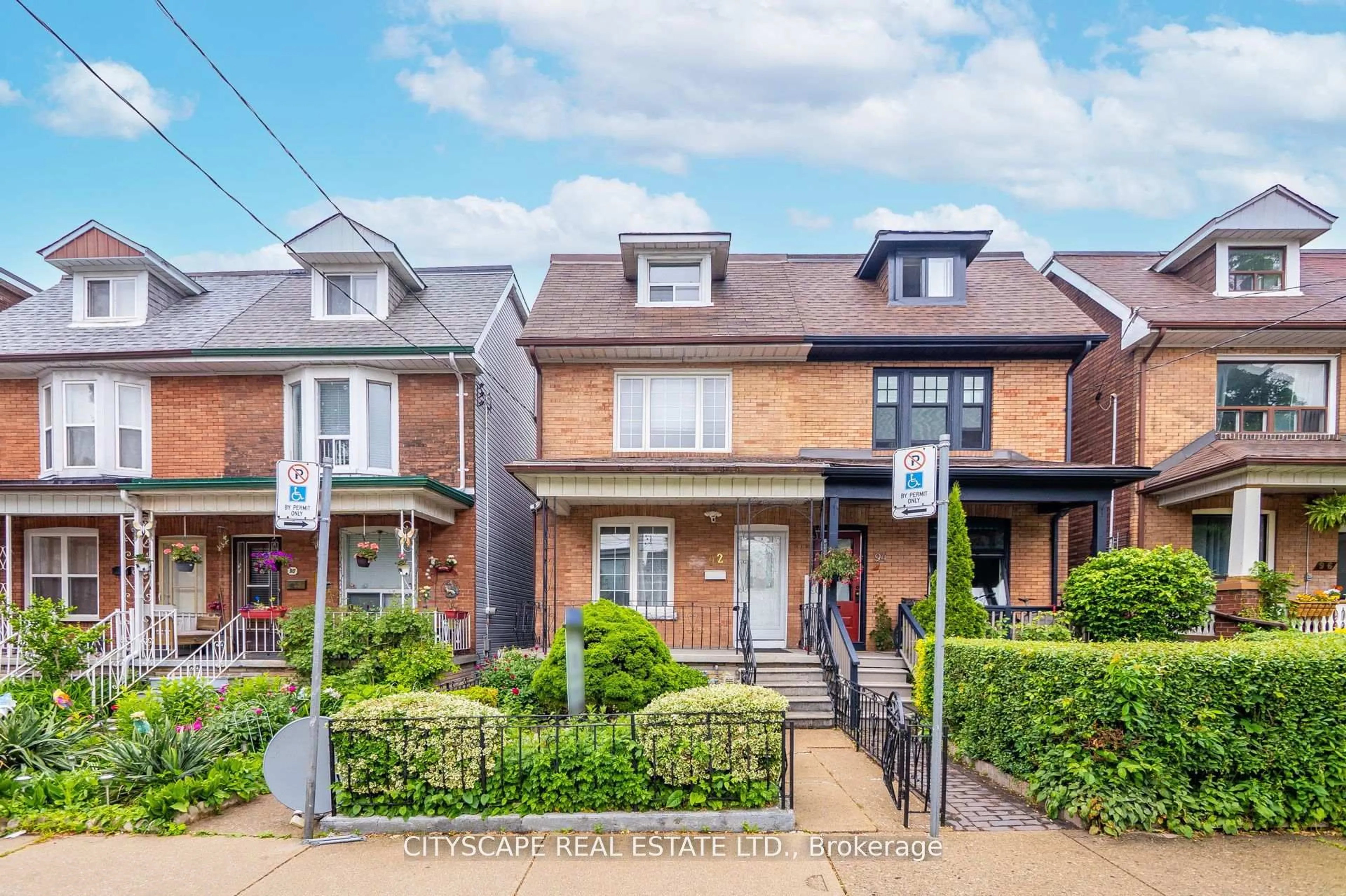 Home with brick exterior material, street for 92 Bellwoods Ave, Toronto Ontario M6J 2P4