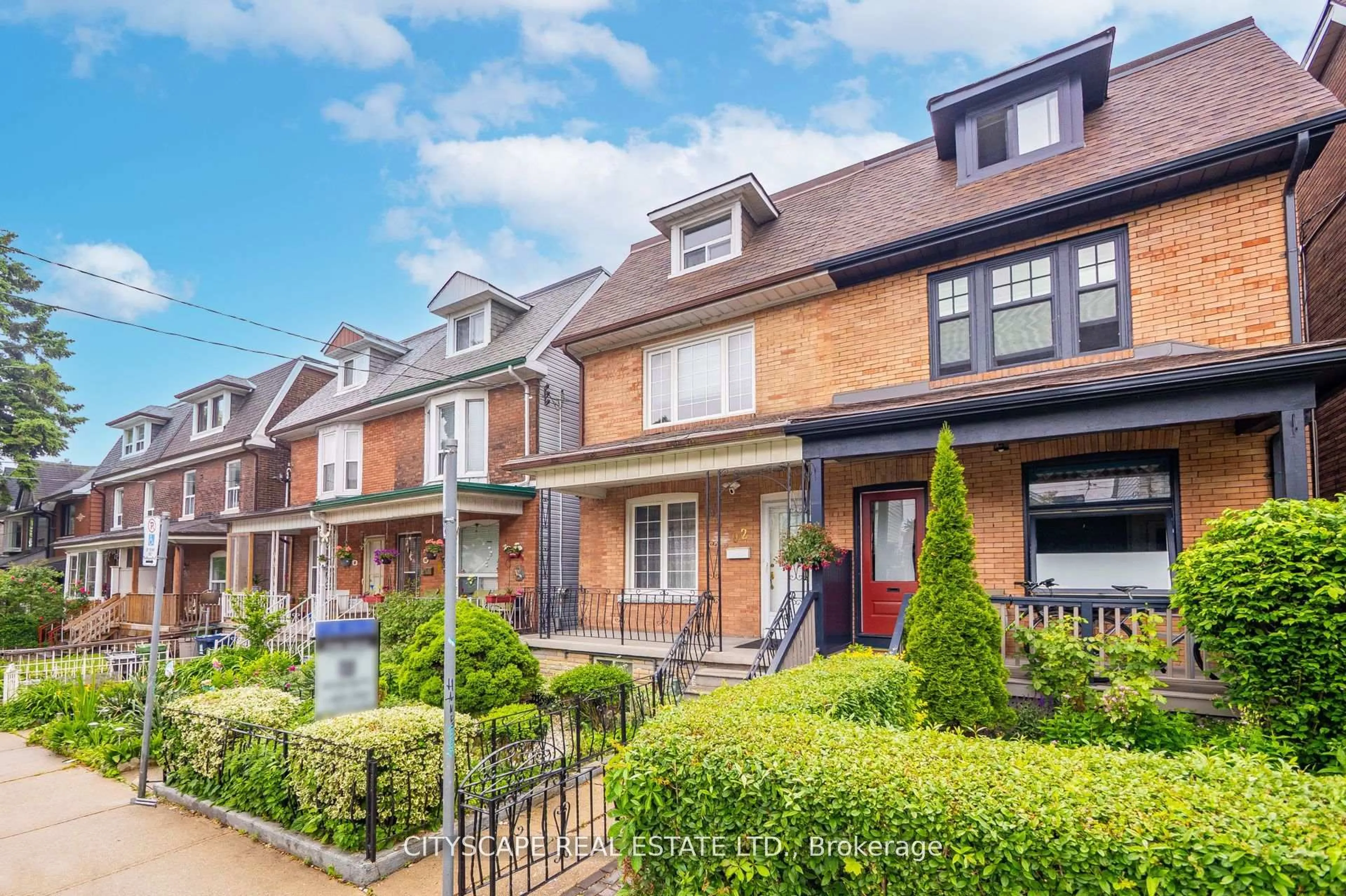 Home with brick exterior material, street for 92 Bellwoods Ave, Toronto Ontario M6J 2P4