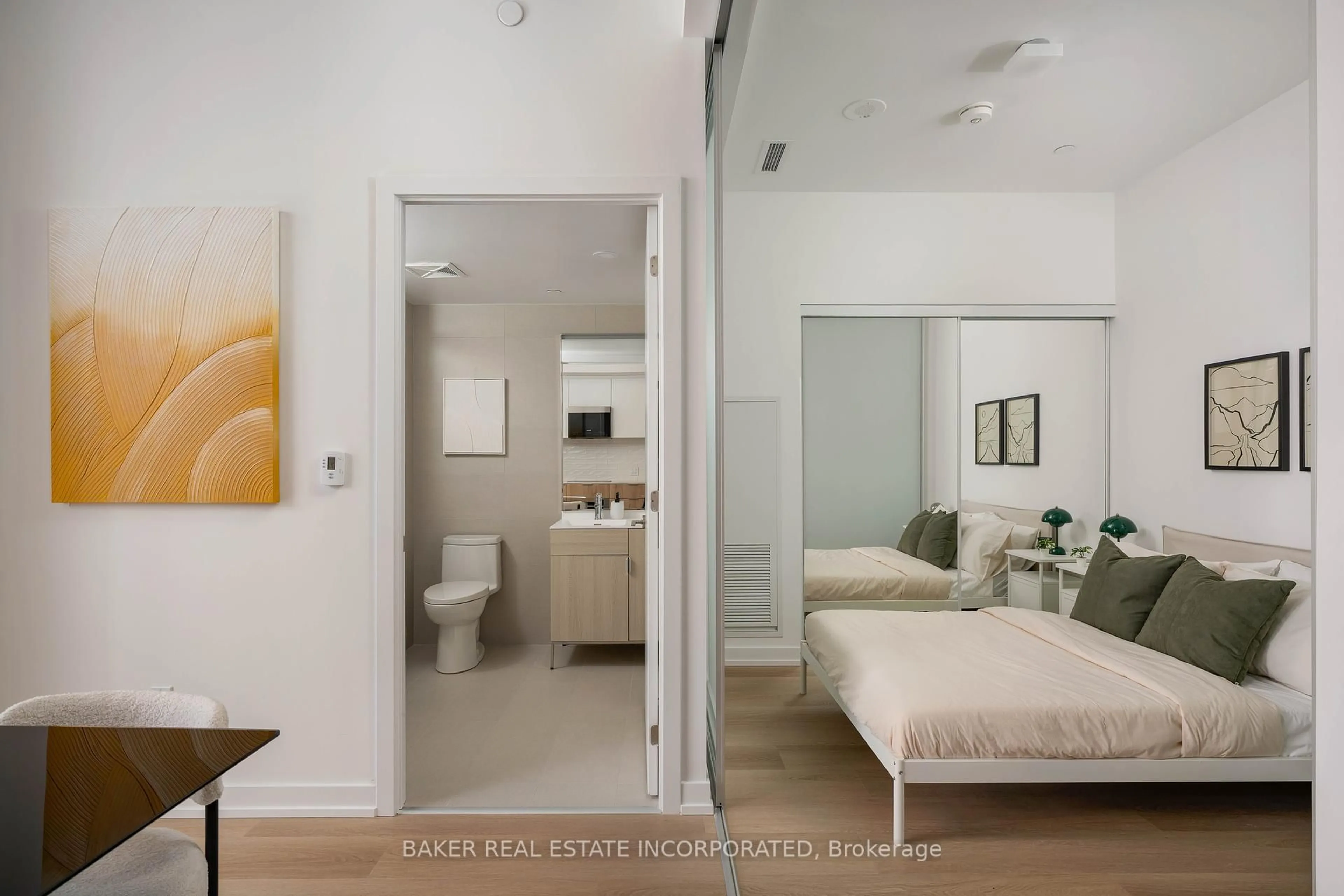 Indoor entryway for 28 Eastern Ave #617, Toronto Ontario M5A 0Y2