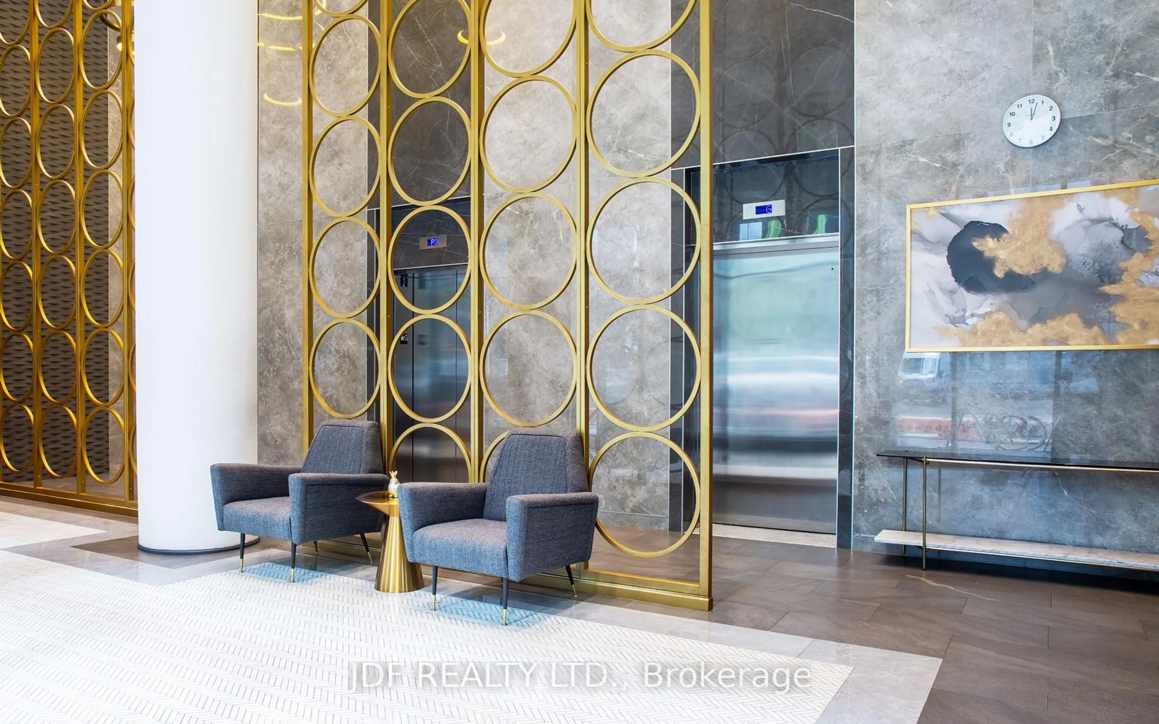 Lobby for 330 Richmond St #1615, Toronto Ontario M5V 1X2