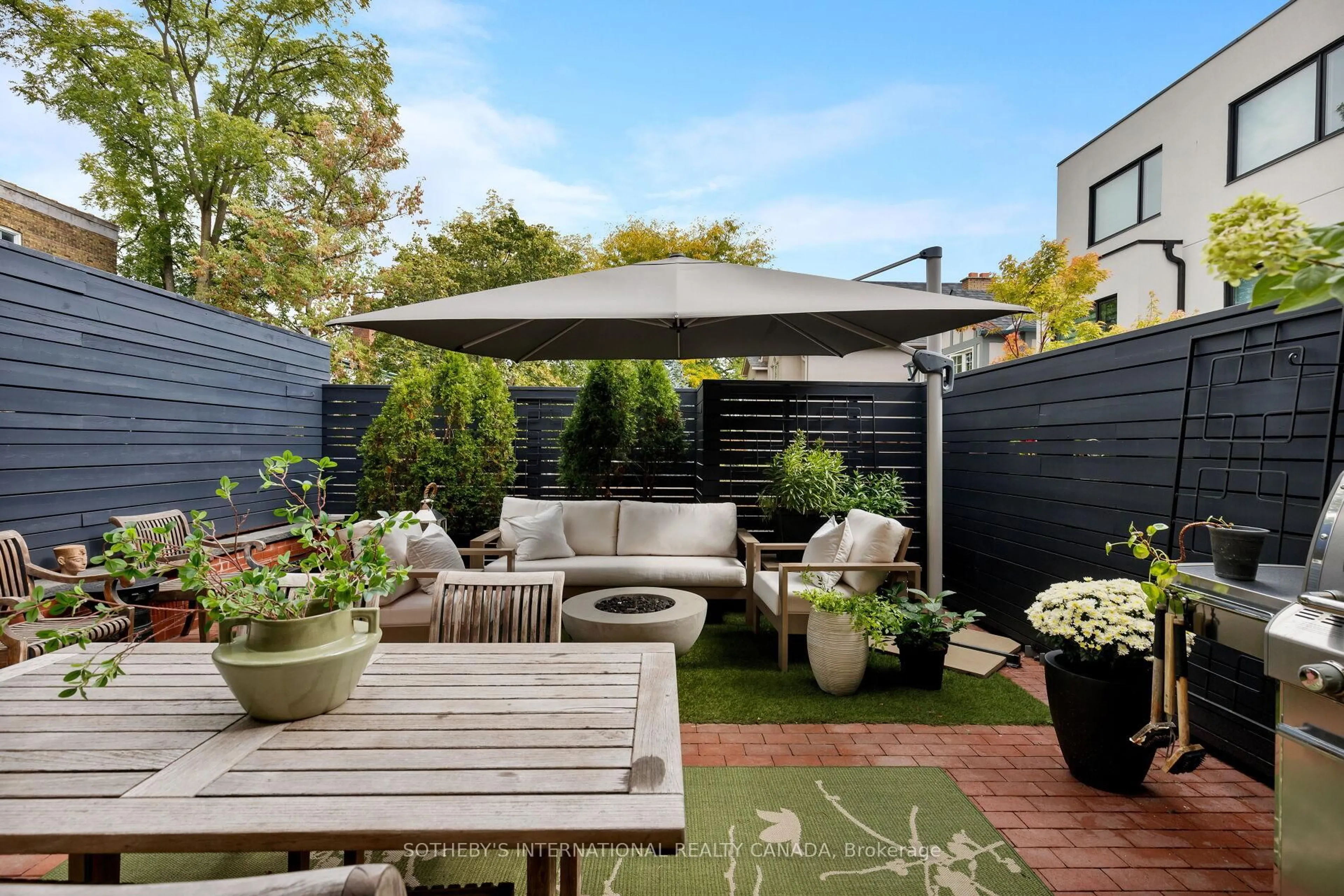 Patio, street for 7 Thurloe Ave, Toronto Ontario M4S 0B4