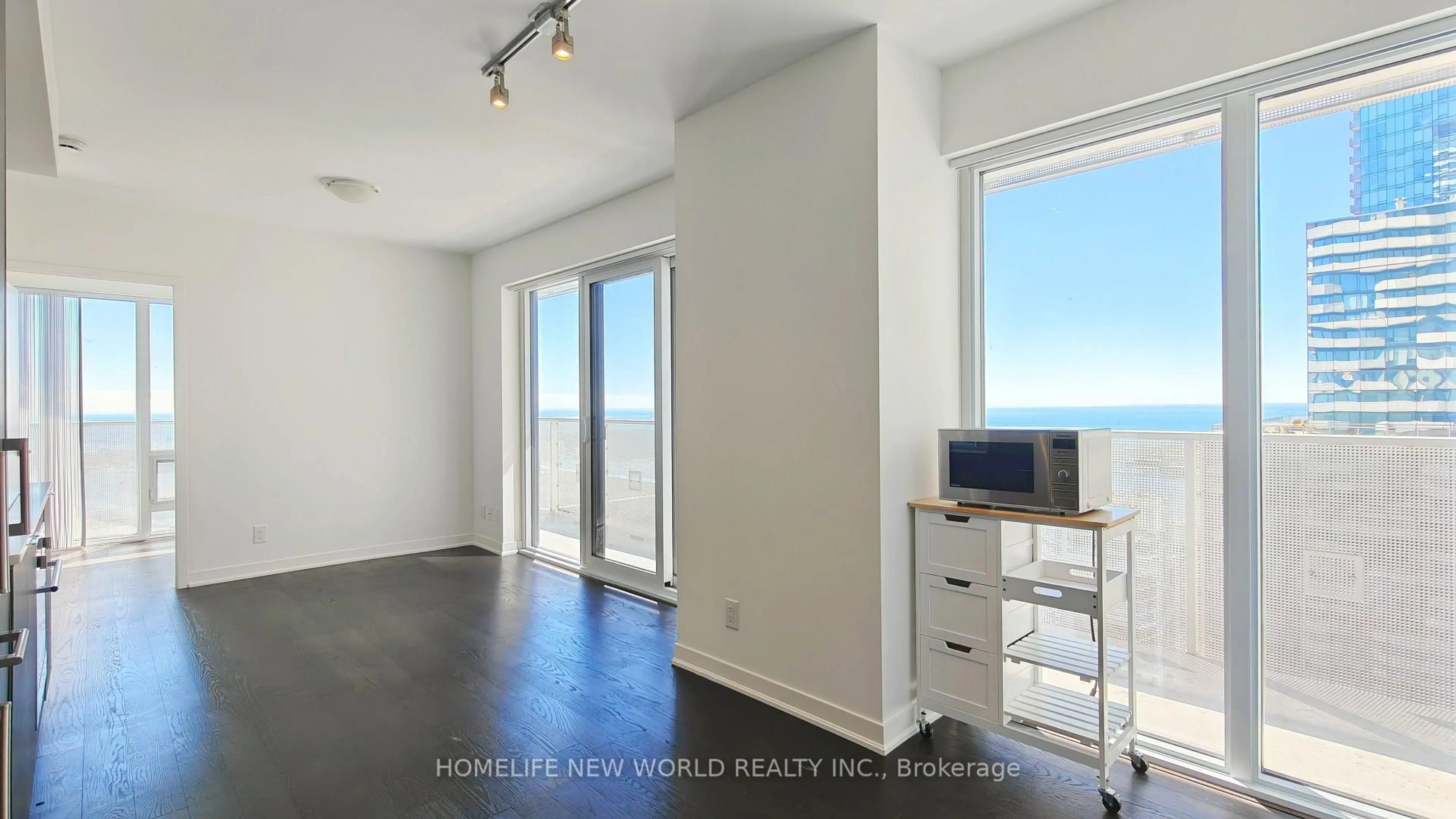 A pic of a room for 88 Harbour St #4810, Toronto Ontario M5J 0C3