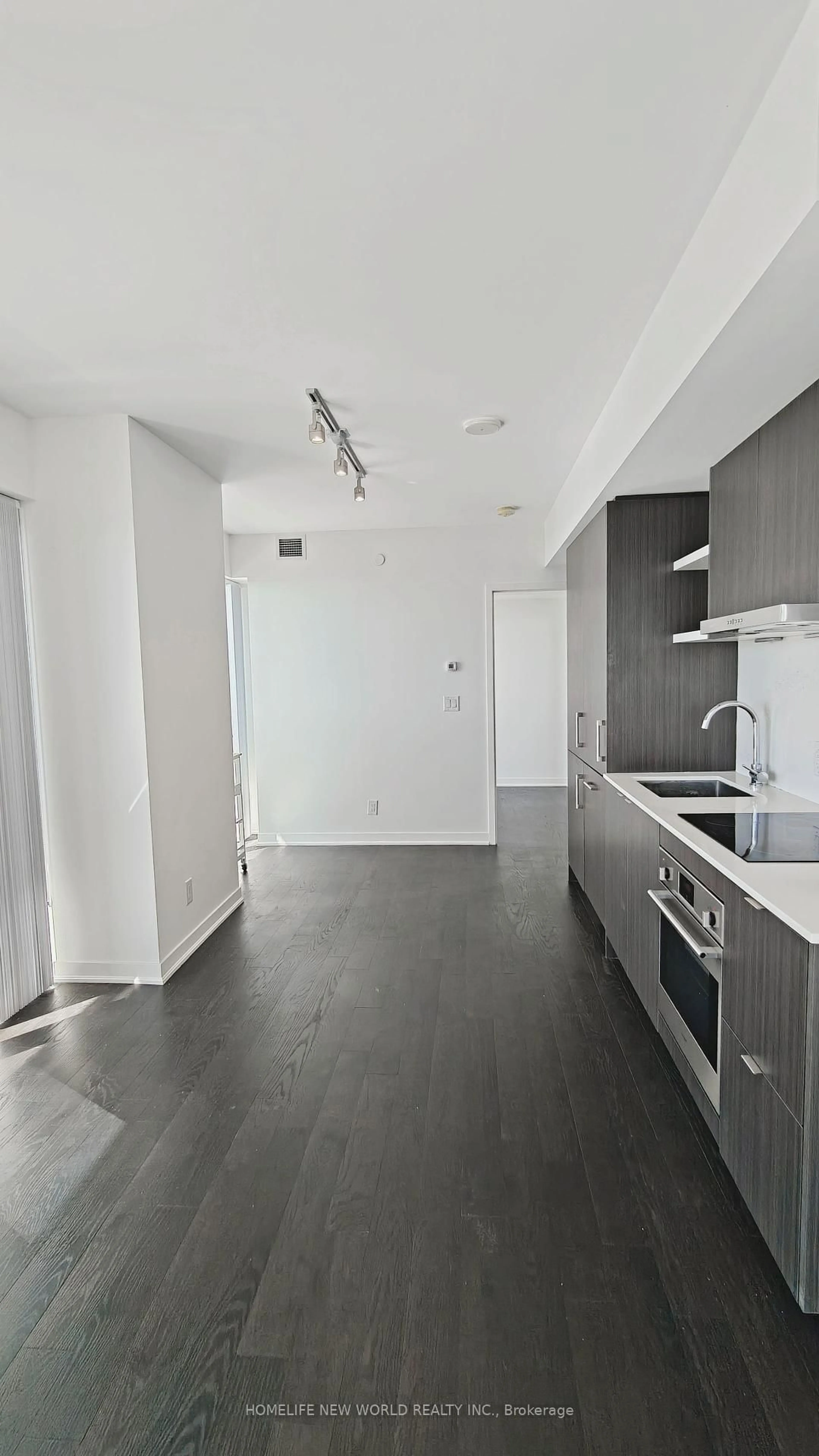 Unknown for 88 Harbour St #4810, Toronto Ontario M5J 0C3