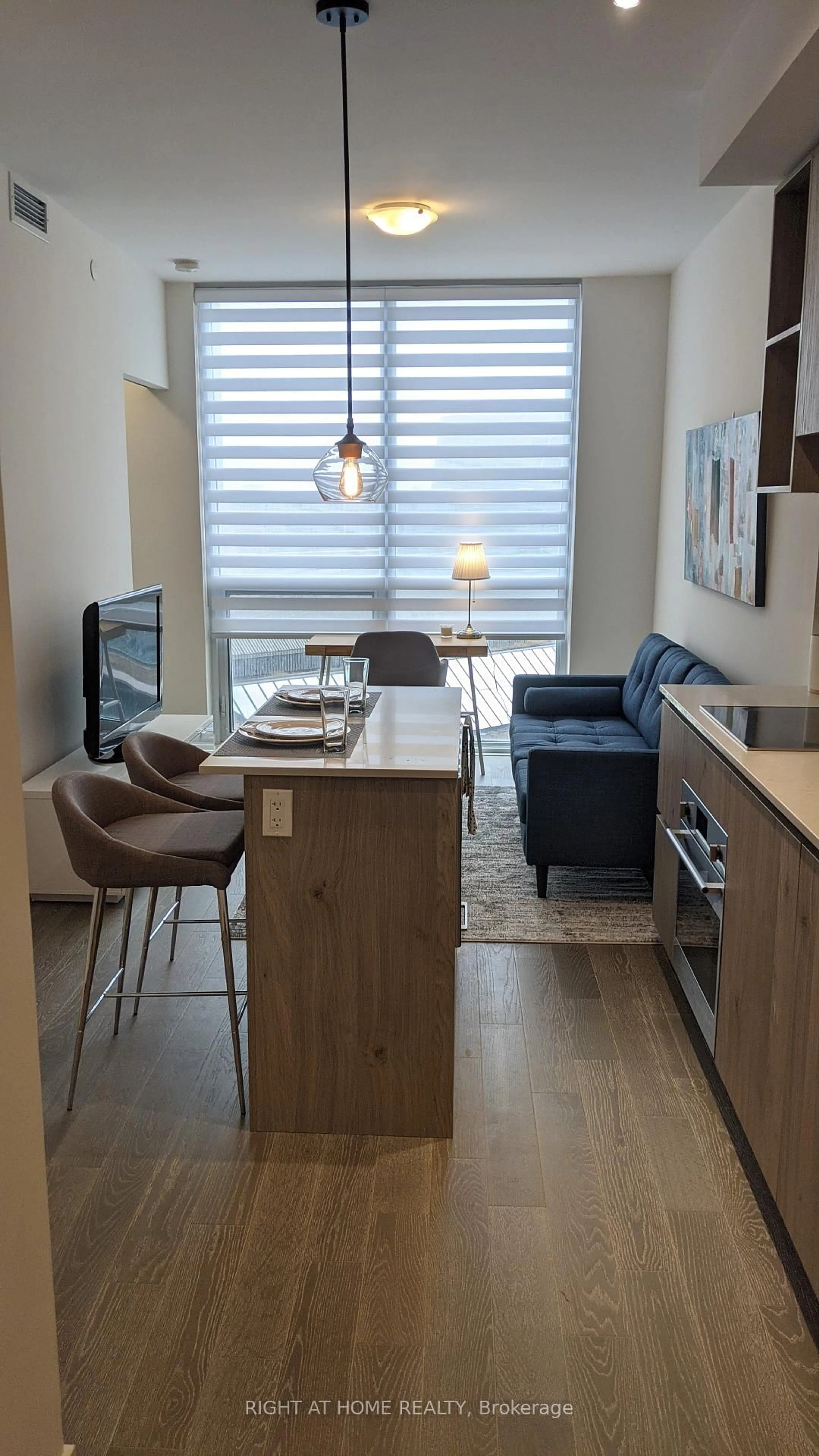 Unknown for 1 Yorkville Ave #1010, Toronto Ontario M4W 0B1