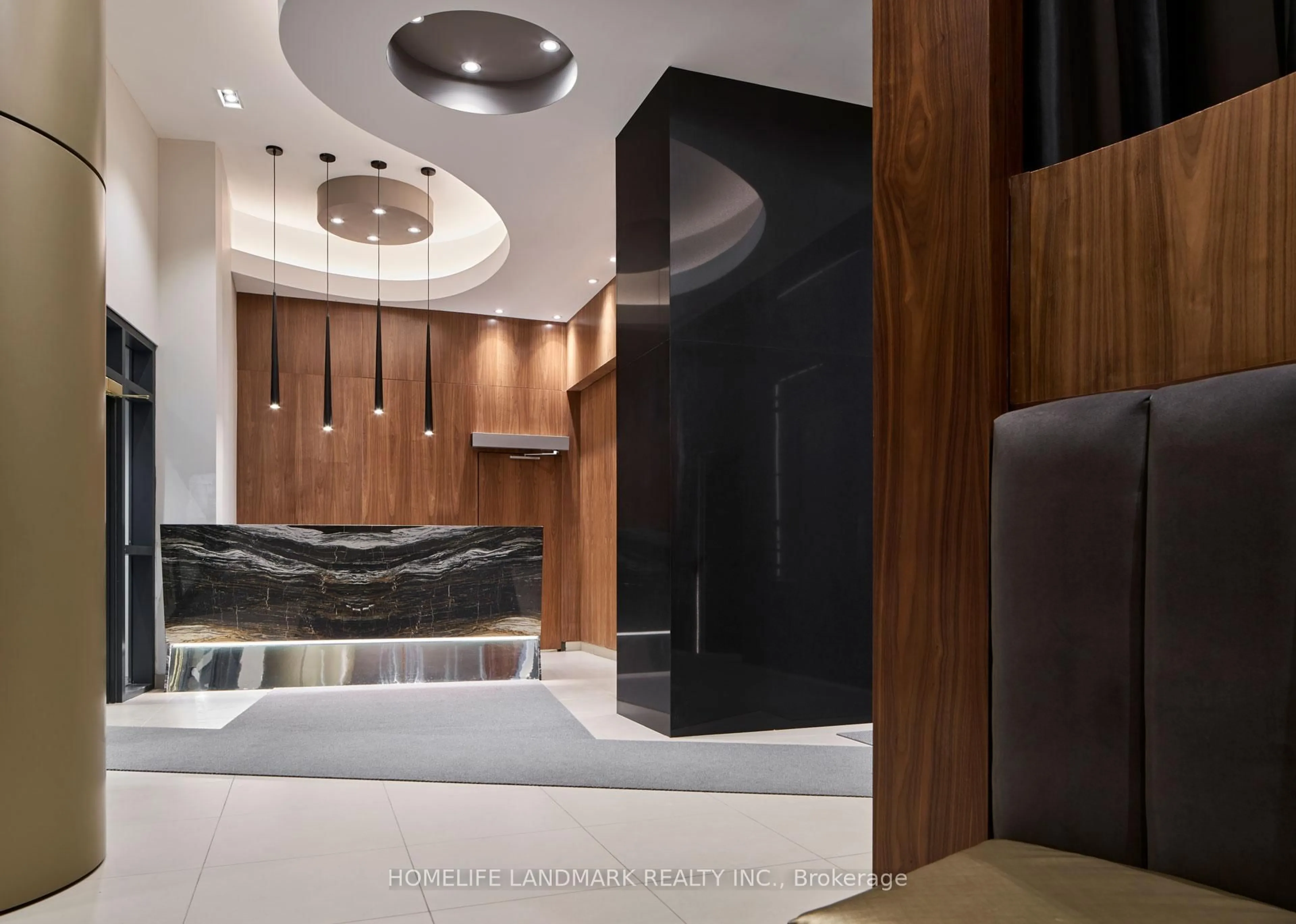Indoor foyer for 99 John St #702, Toronto Ontario M5V 0S6