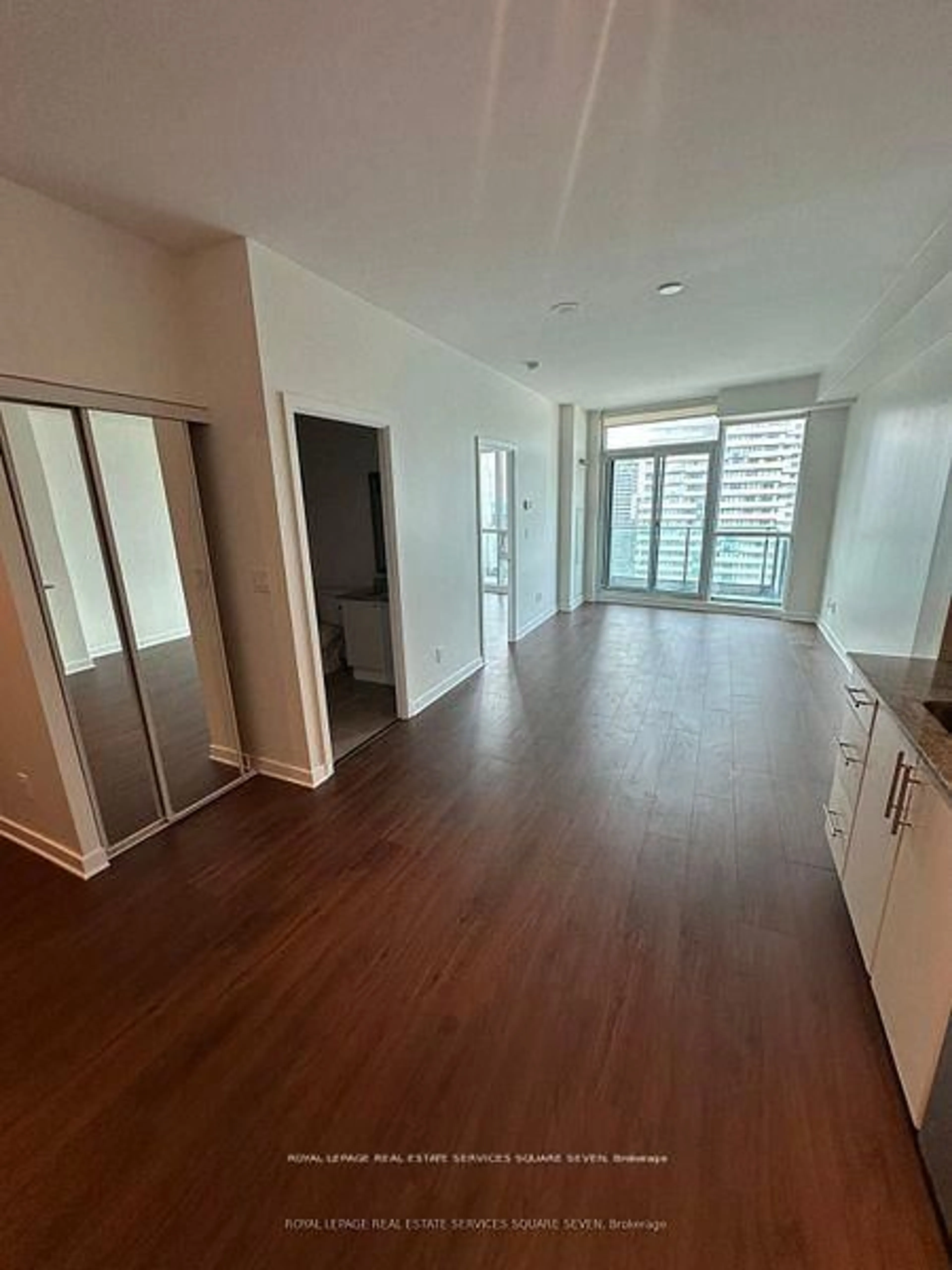A pic of a room for 33 Bay St #3013, Toronto Ontario M5J 2Z3
