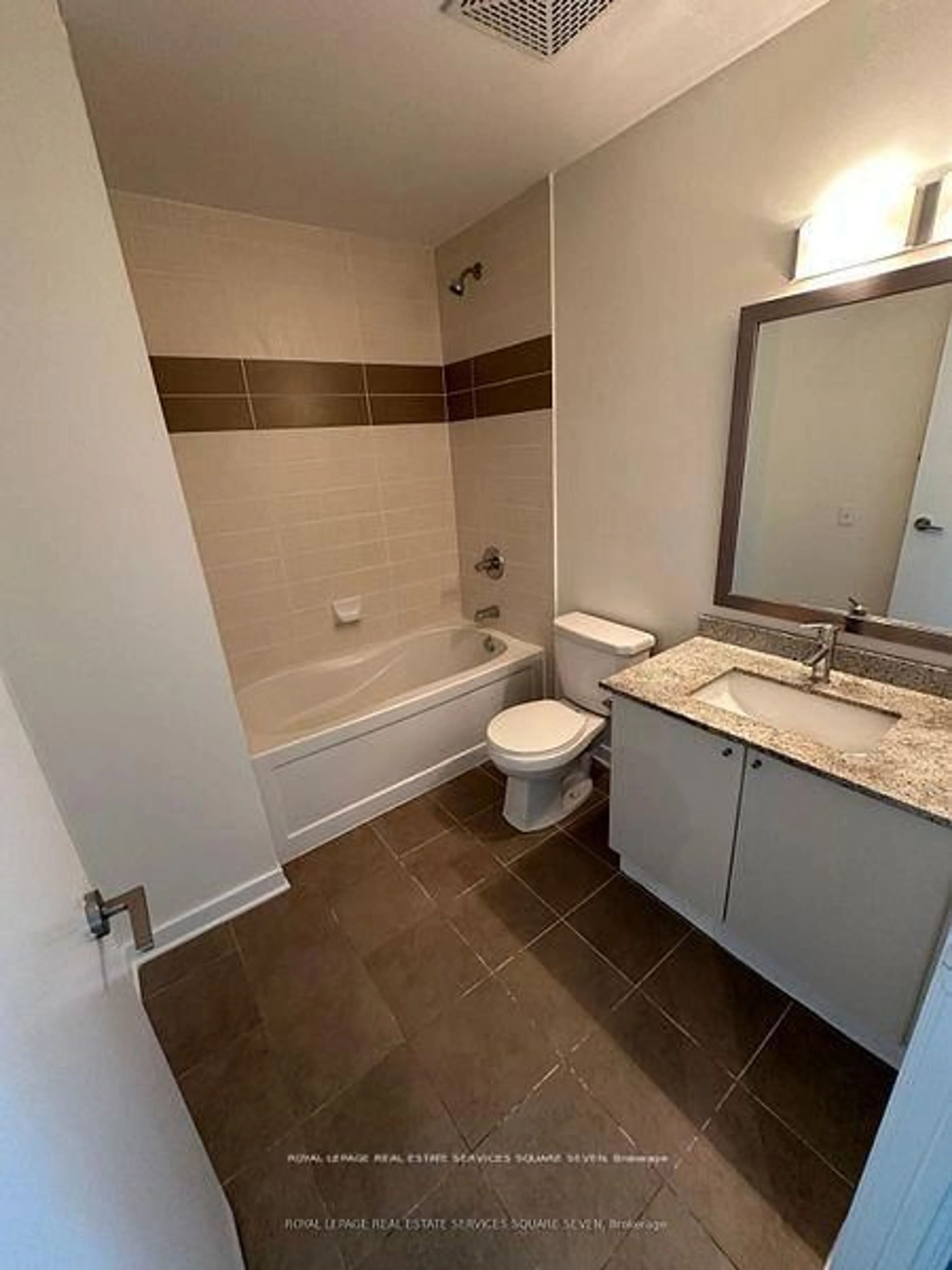 A pic of a room for 33 Bay St #3013, Toronto Ontario M5J 2Z3