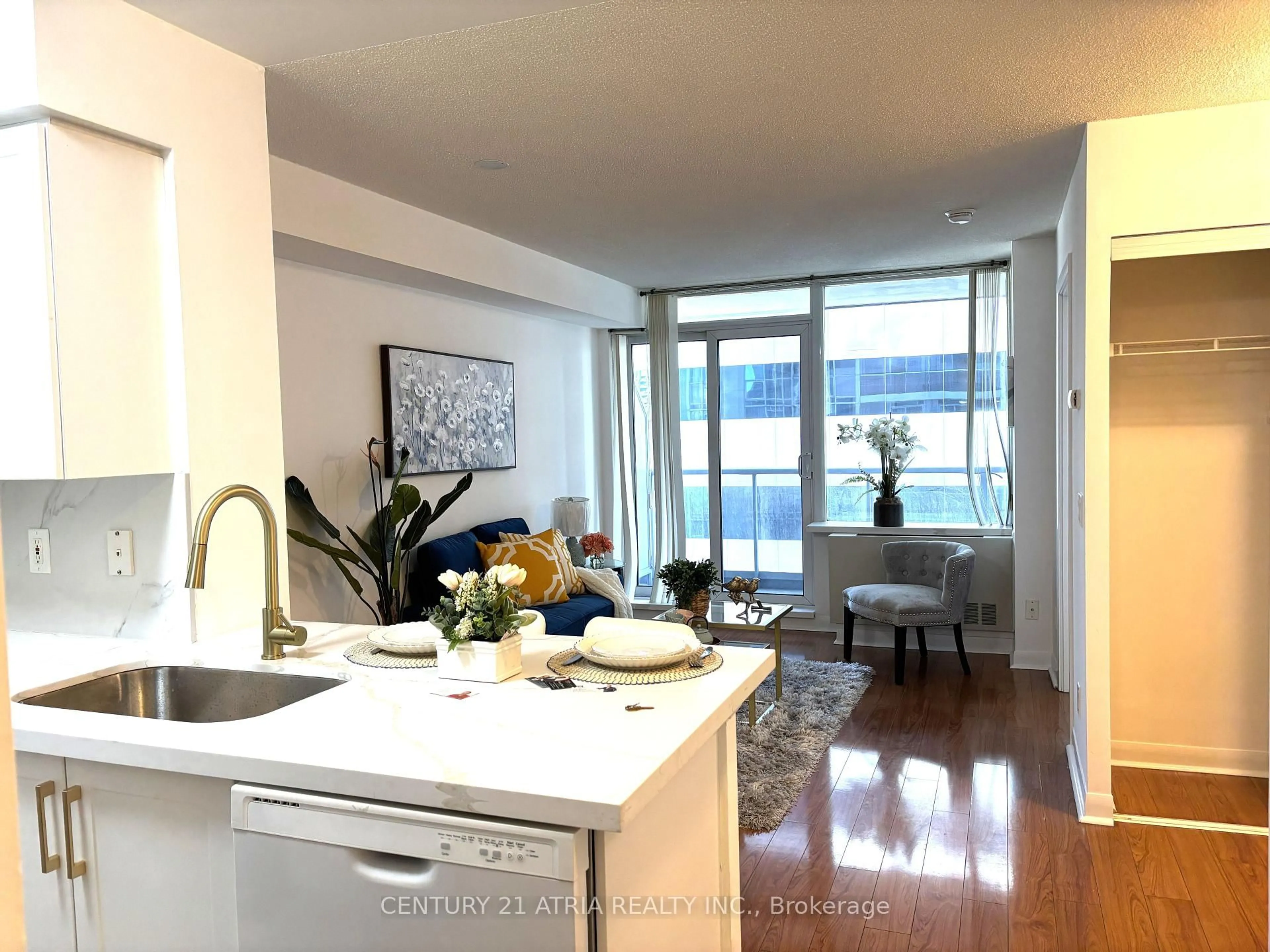 Unknown for 4968 Yonge St #1612, Toronto Ontario M2N 7G9