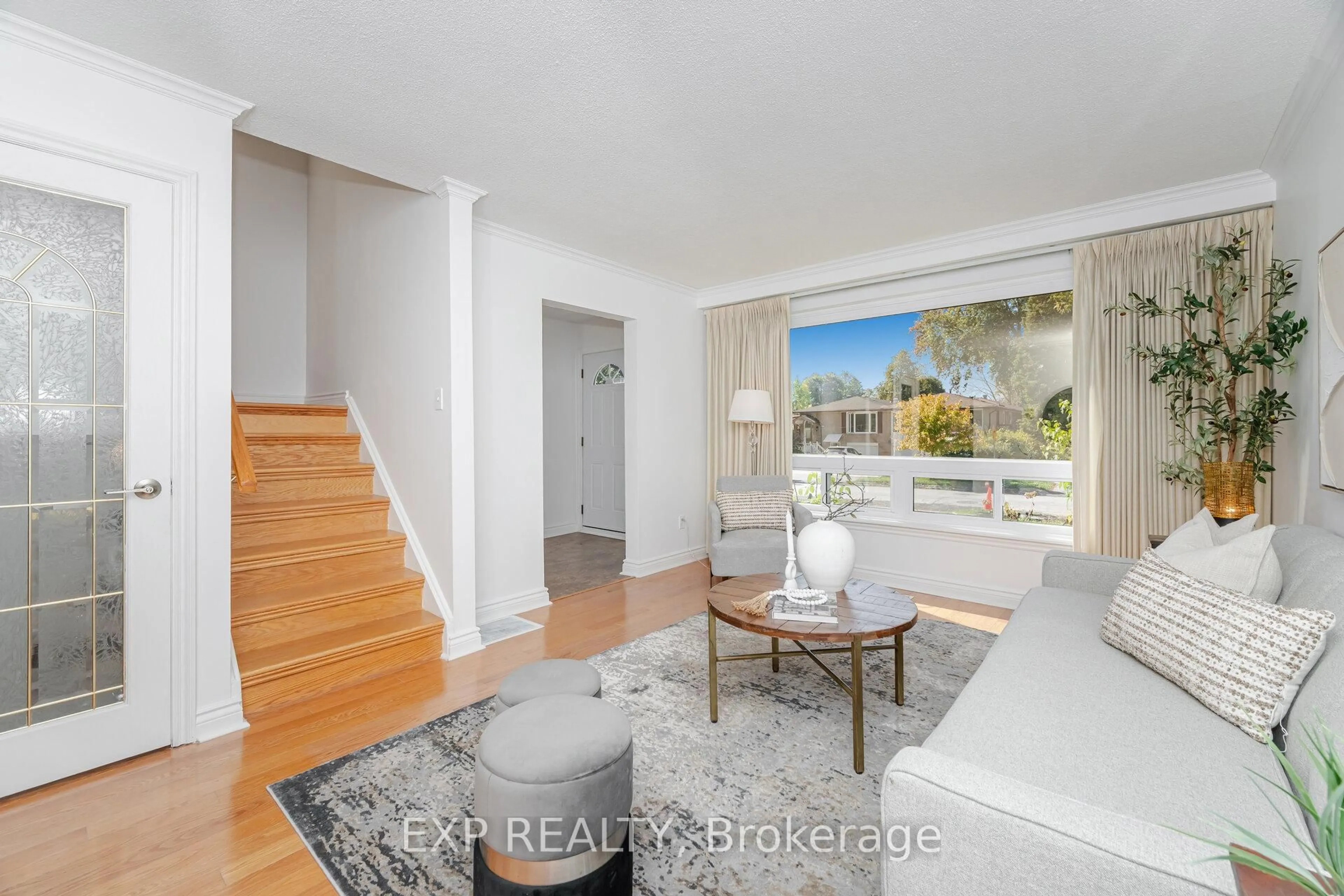 Unknown for 125 Hollyberry Tr, Toronto Ontario M2H 2P2
